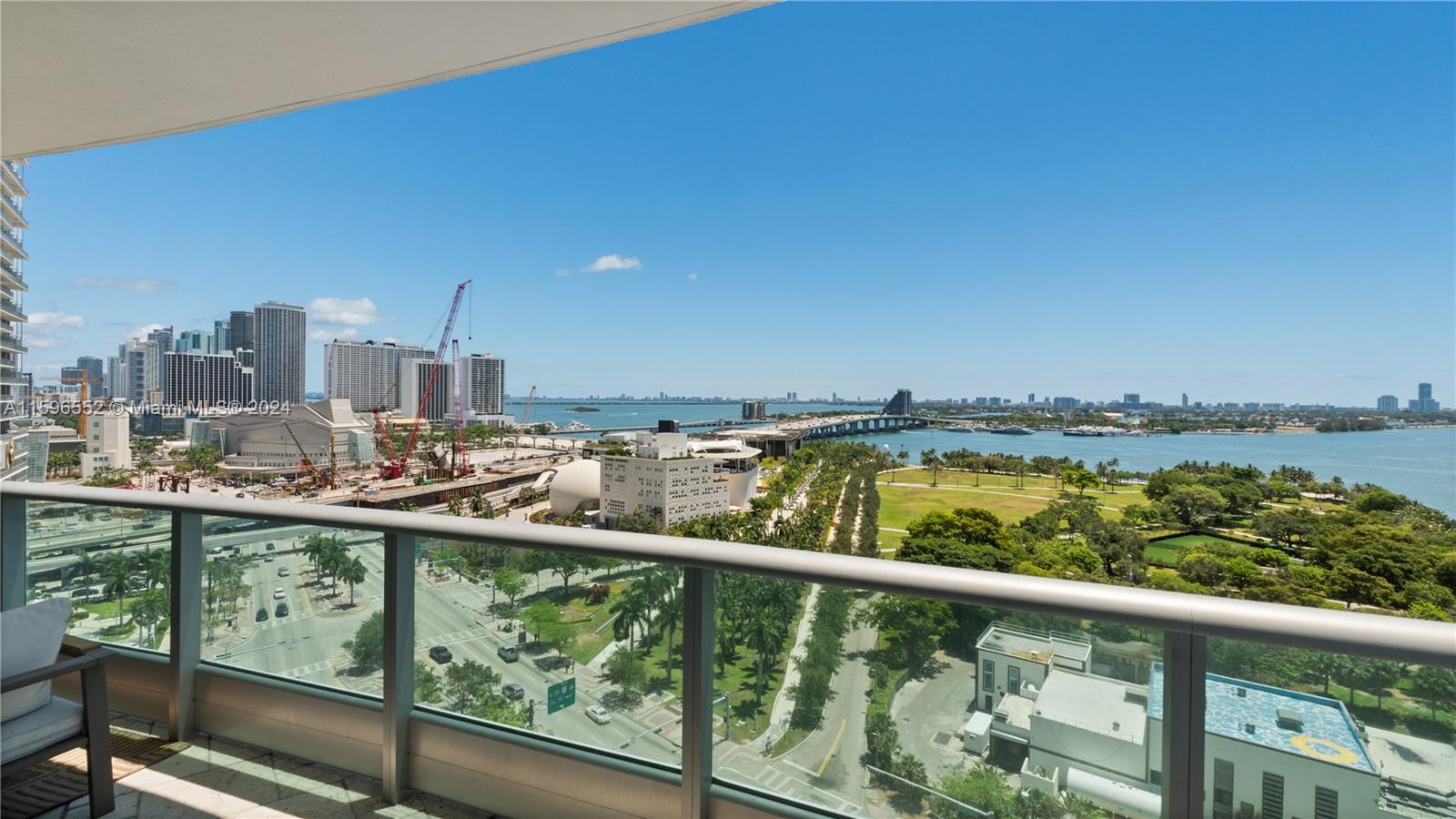 900 Biscayne Blvd # 1806