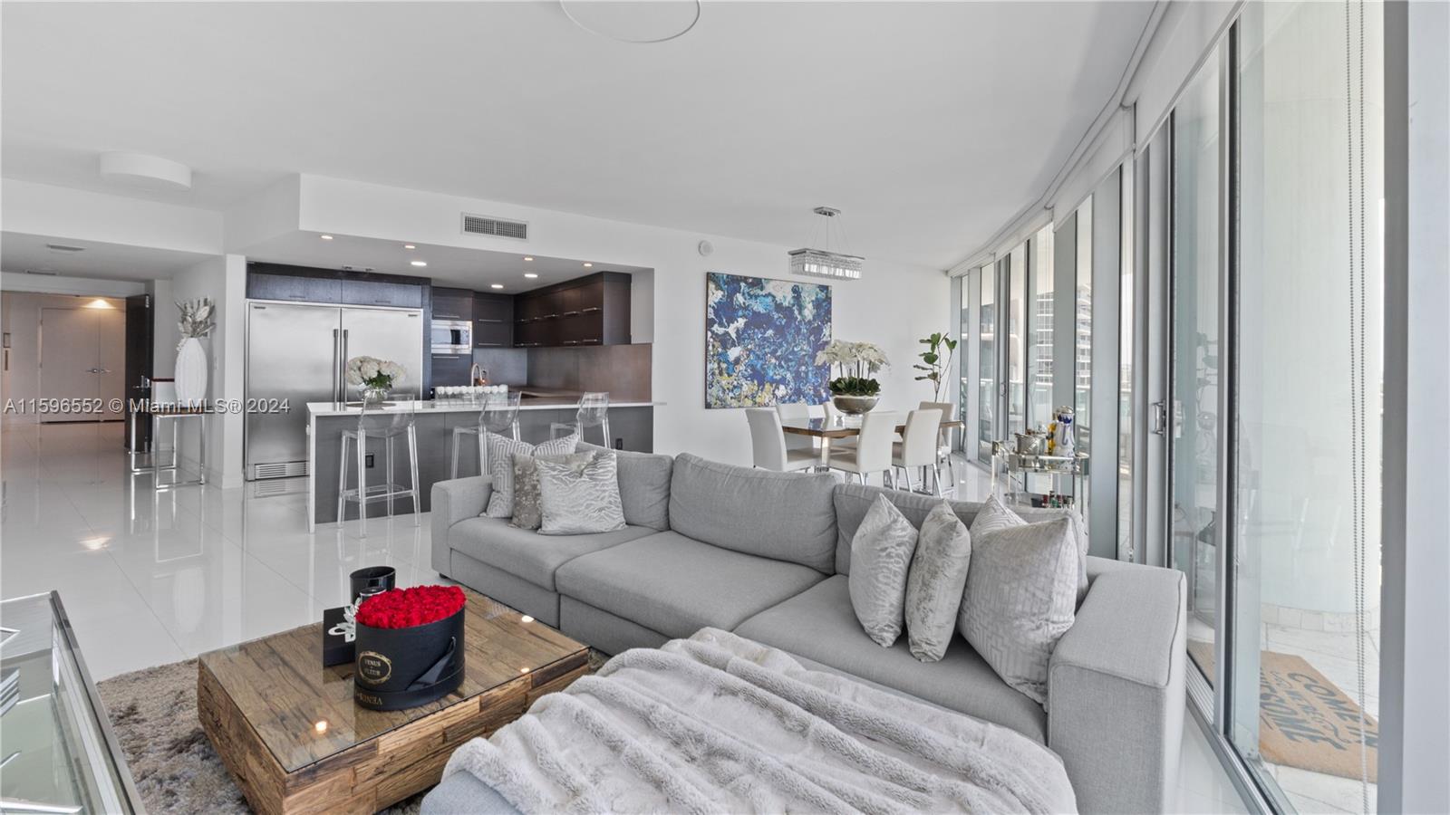 900 Biscayne Blvd # 1806