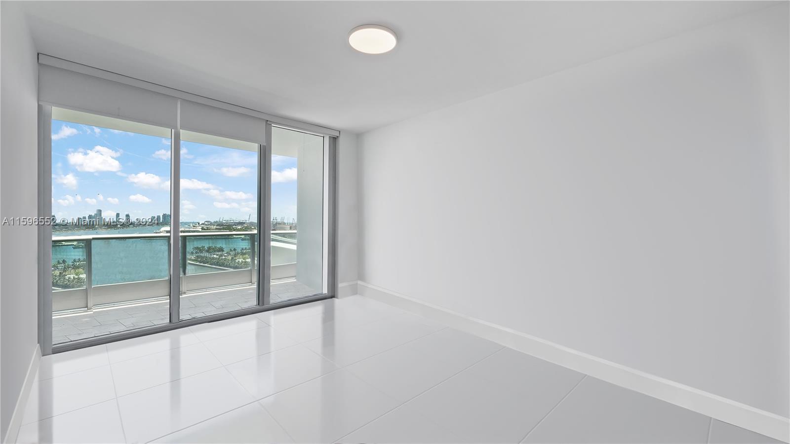 900 Biscayne Blvd # 1806