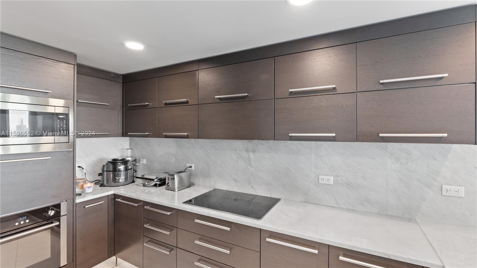 900 Biscayne Blvd # 1806