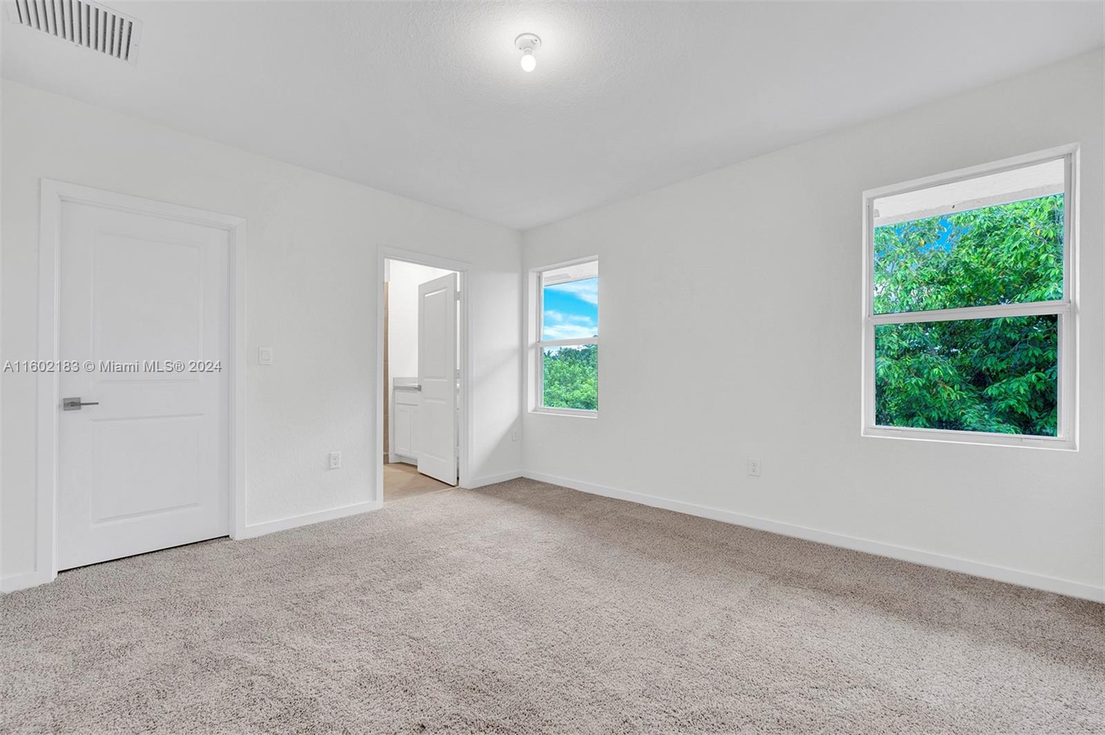 1713 SE 9th Ter