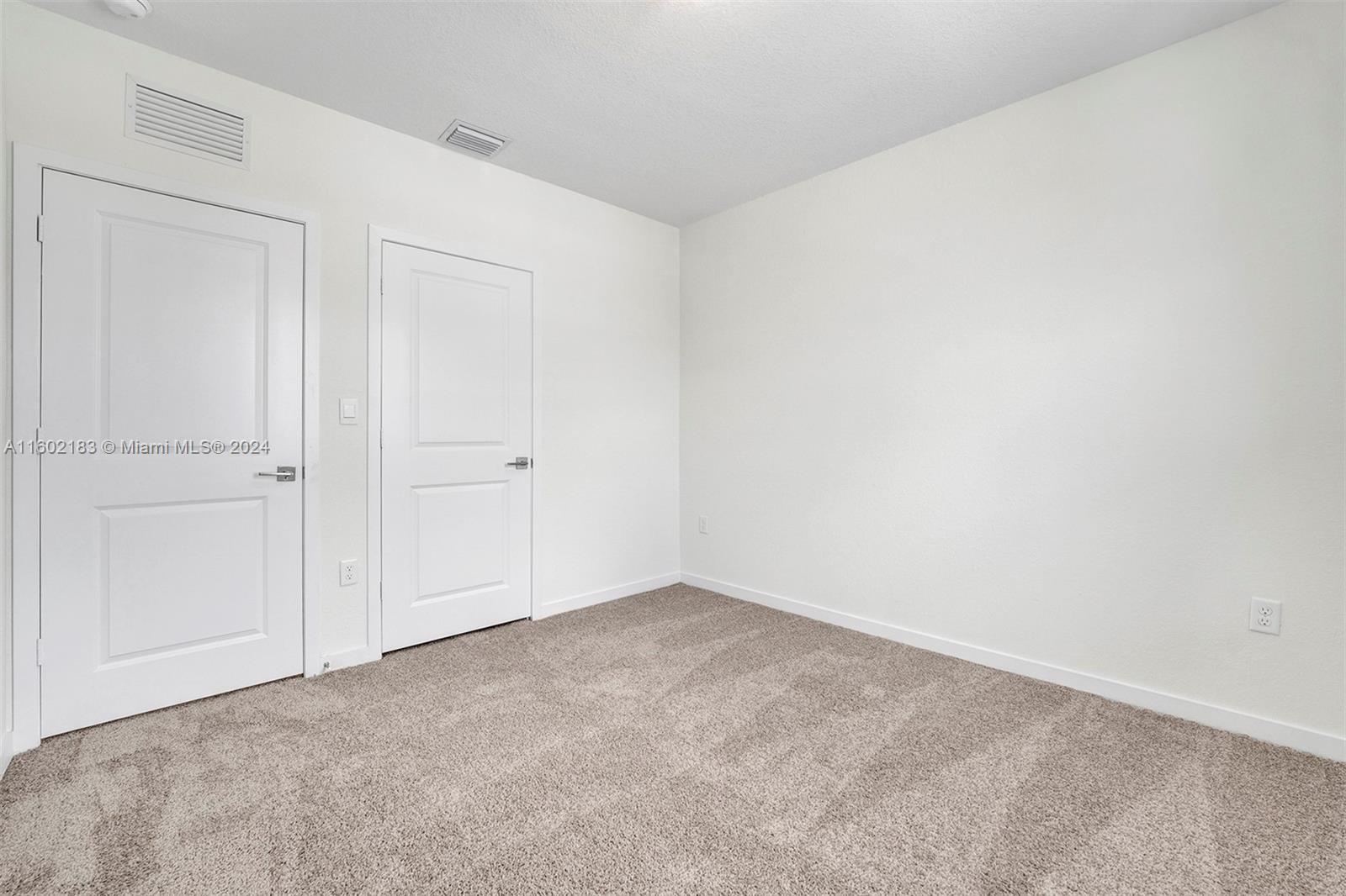1713 SE 9th Ter