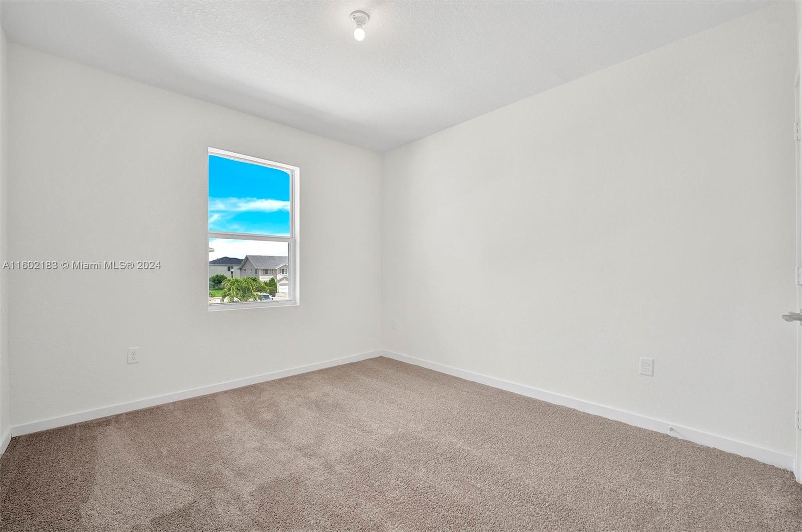 1713 SE 9th Ter