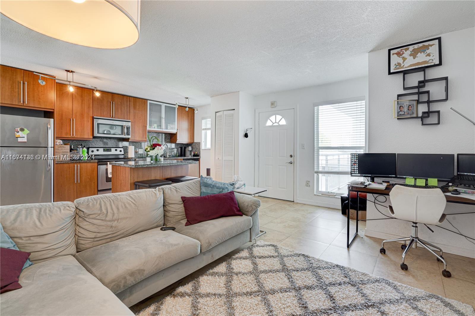 290 Navarre Ave # 302