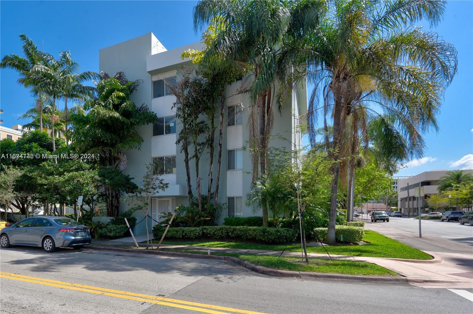 290 Navarre Ave # 302
