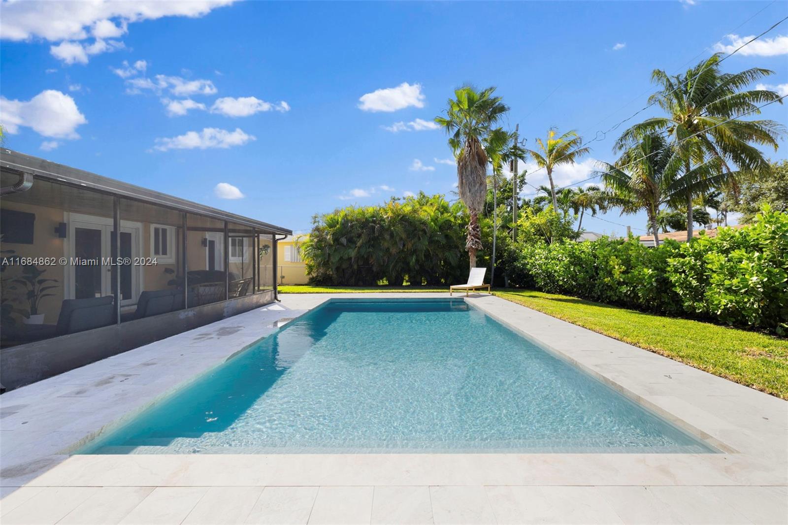 19800 SW 87th Ct