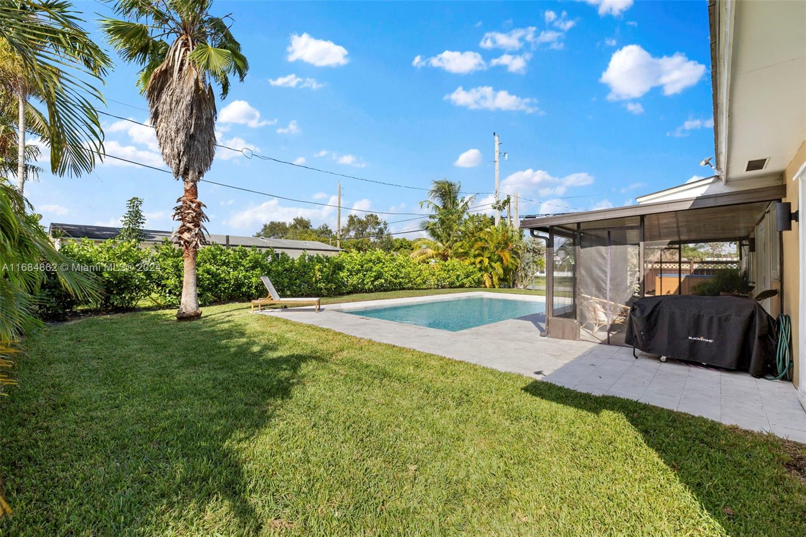 19800 SW 87th Ct