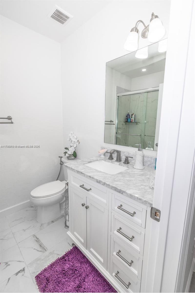 413 NW 12th Ave # 0