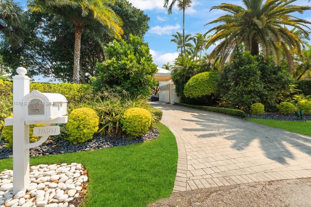 10504 SW 129th Ter