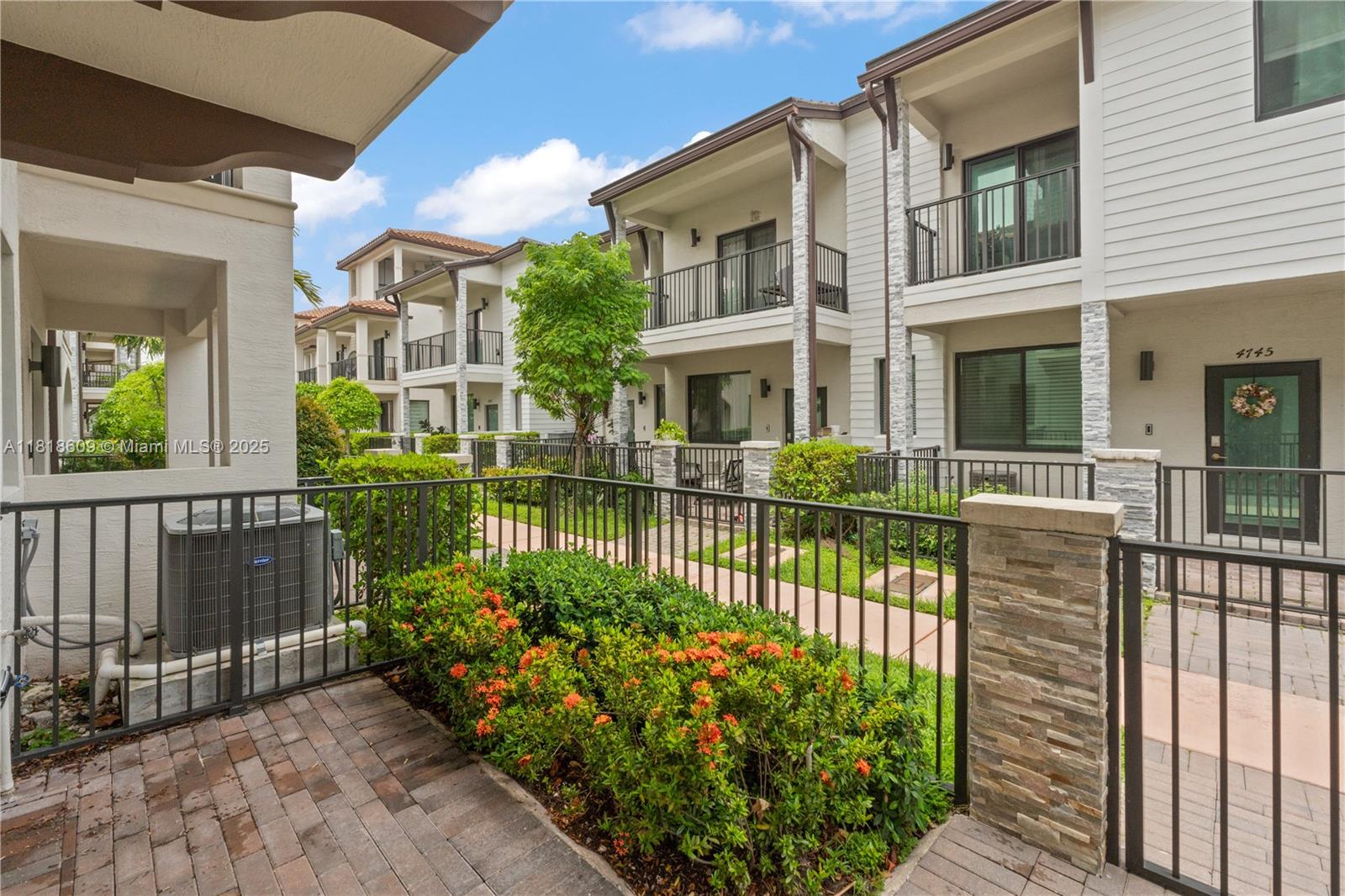 4746 NW 83rd Pkwy