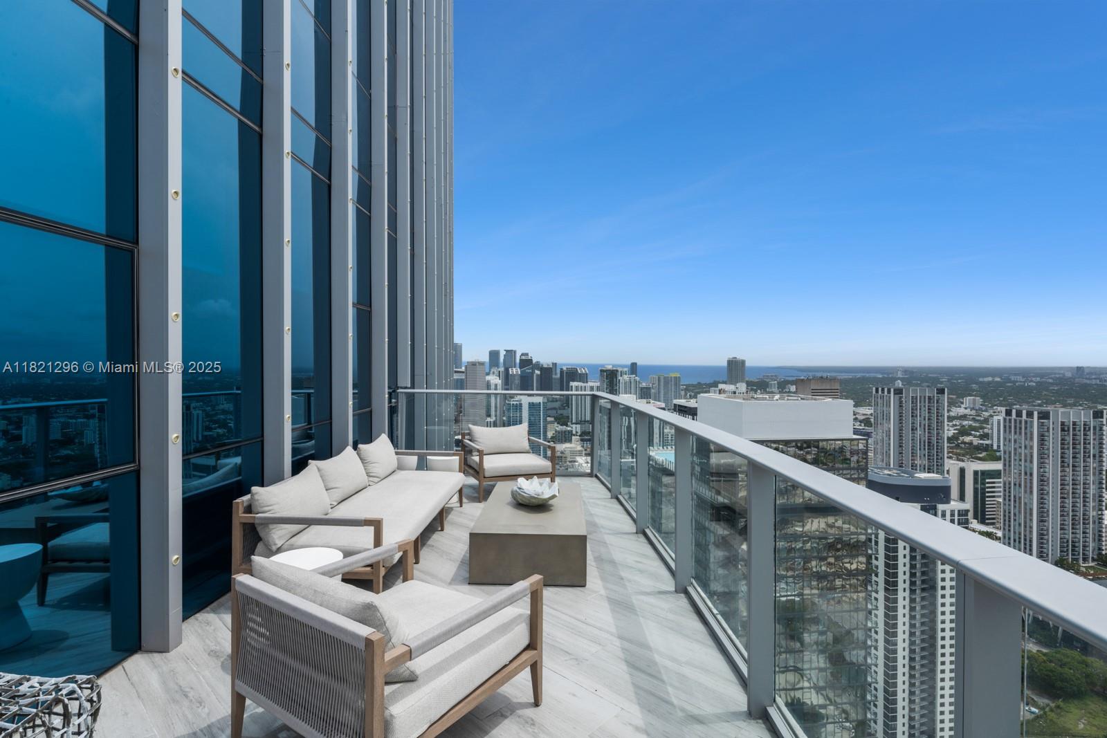 851 NE 1st Ave # 5202