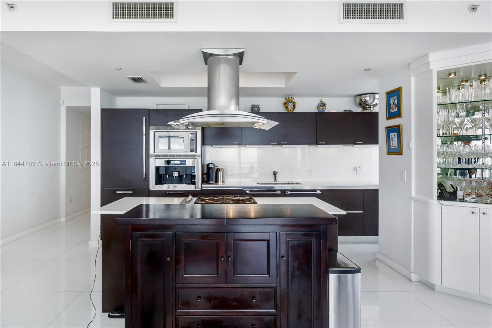 3737 Collins Ave # 801 Unit: S-801