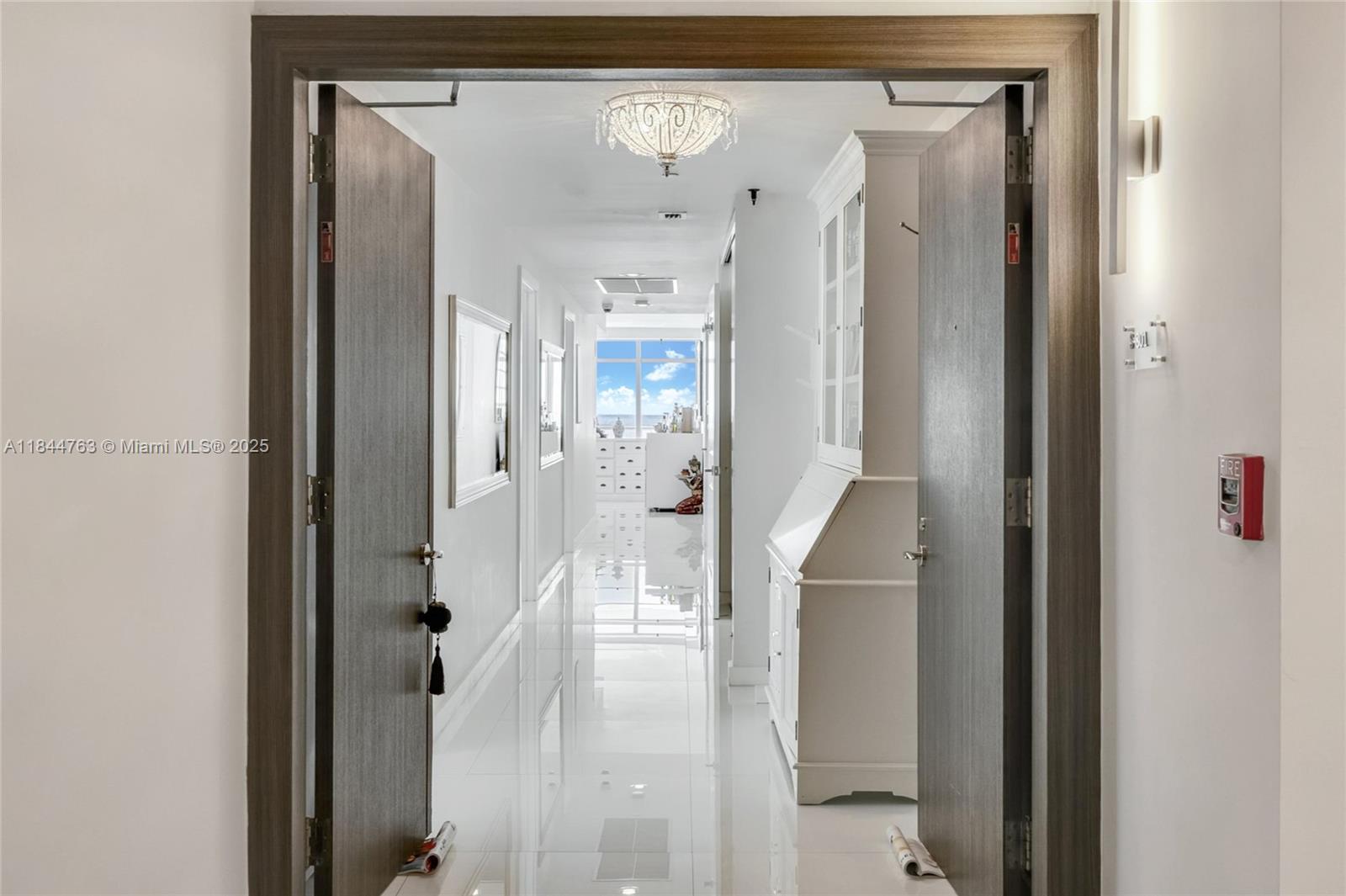 3737 Collins Ave # 801 Unit: S-801