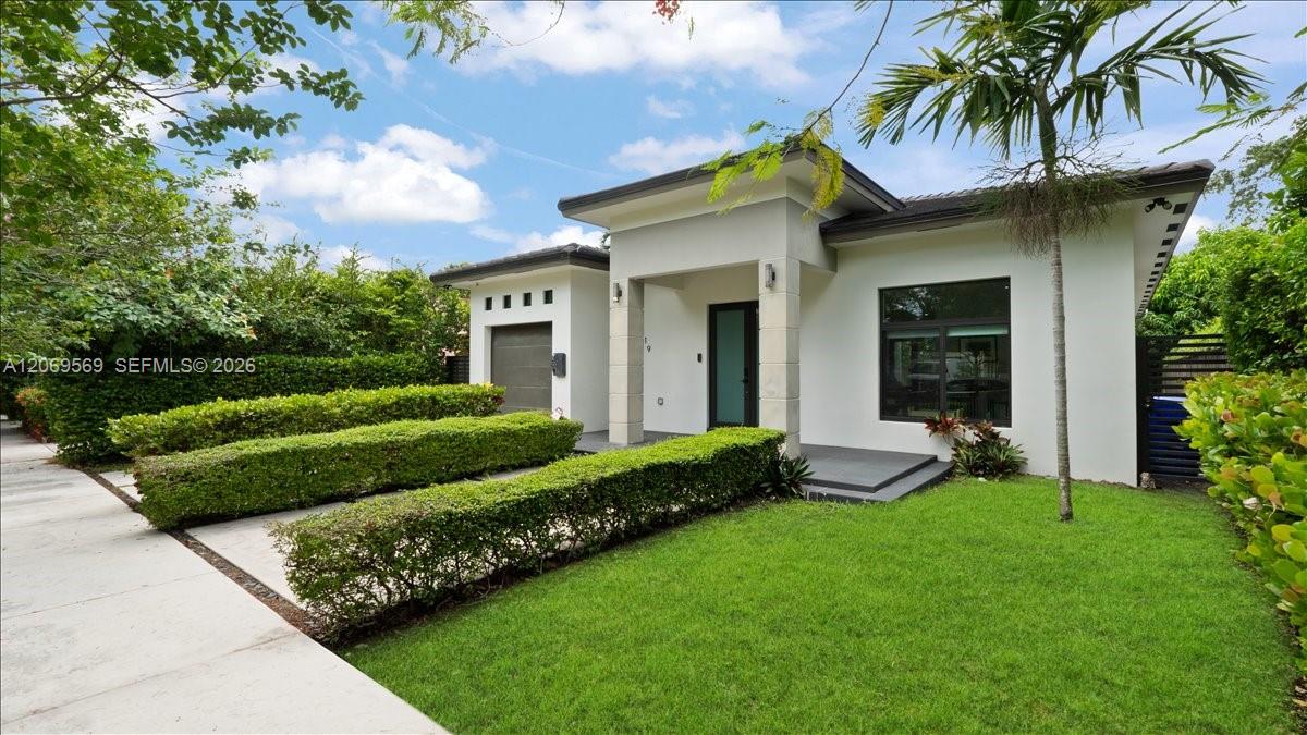 1419 SW 14th Ter