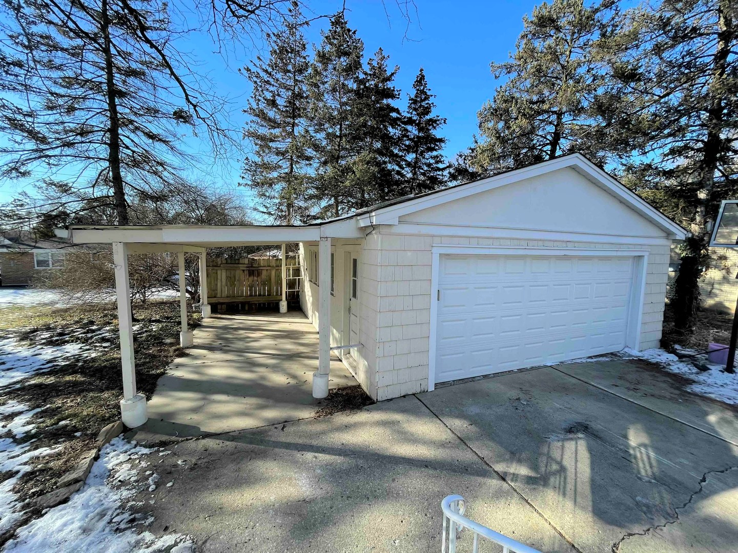 4606 Main Street