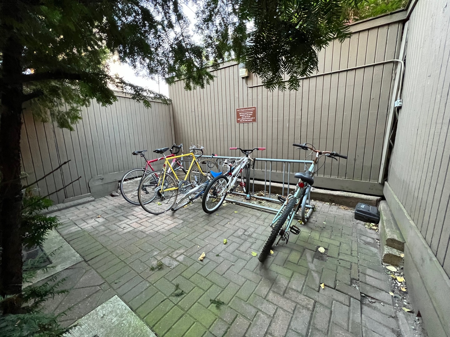 607 W Wrightwood Avenue Unit: 505