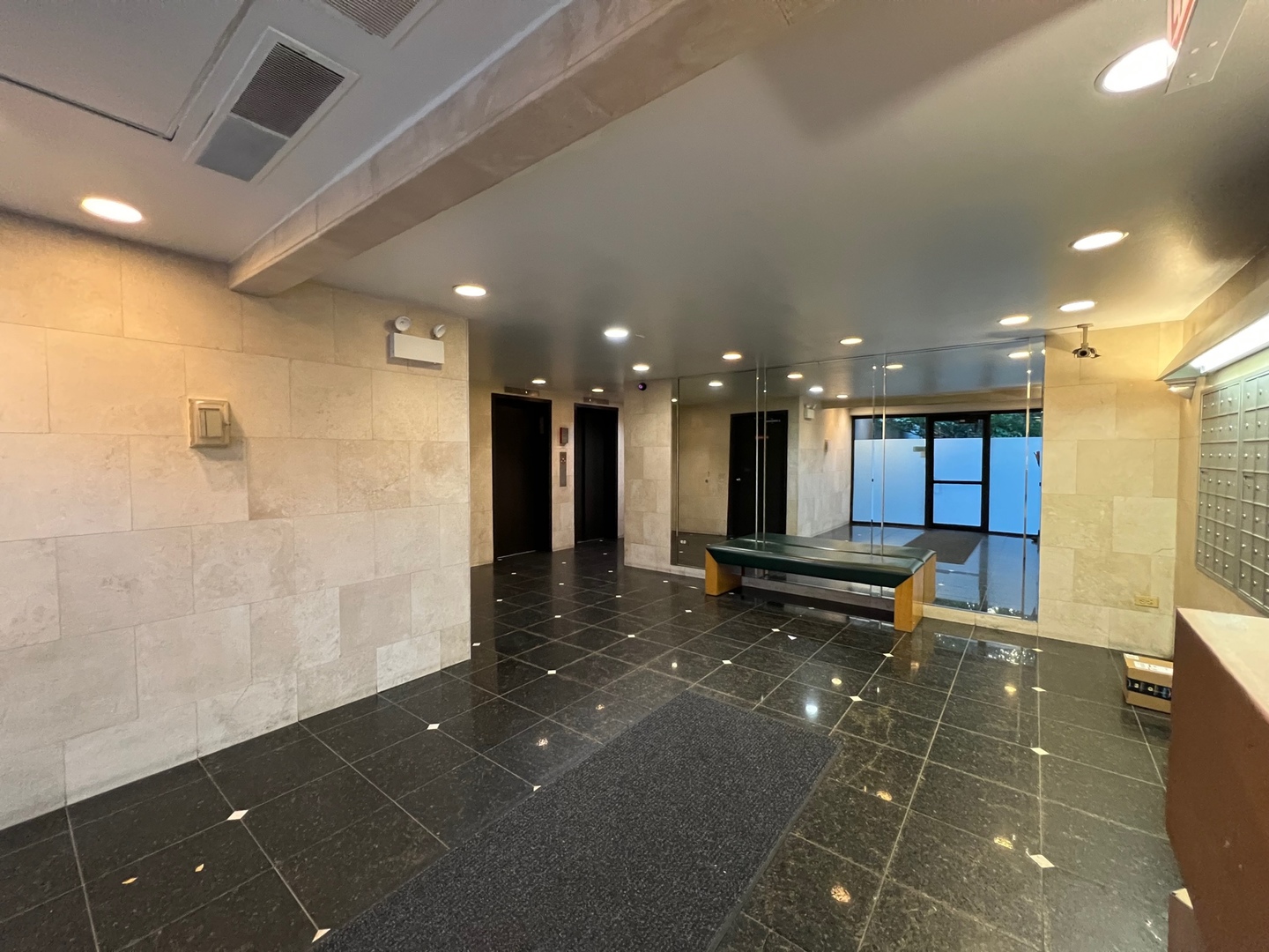 607 W Wrightwood Avenue Unit: 505