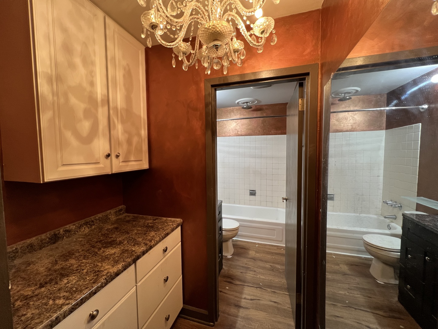 607 W Wrightwood Avenue Unit: 505