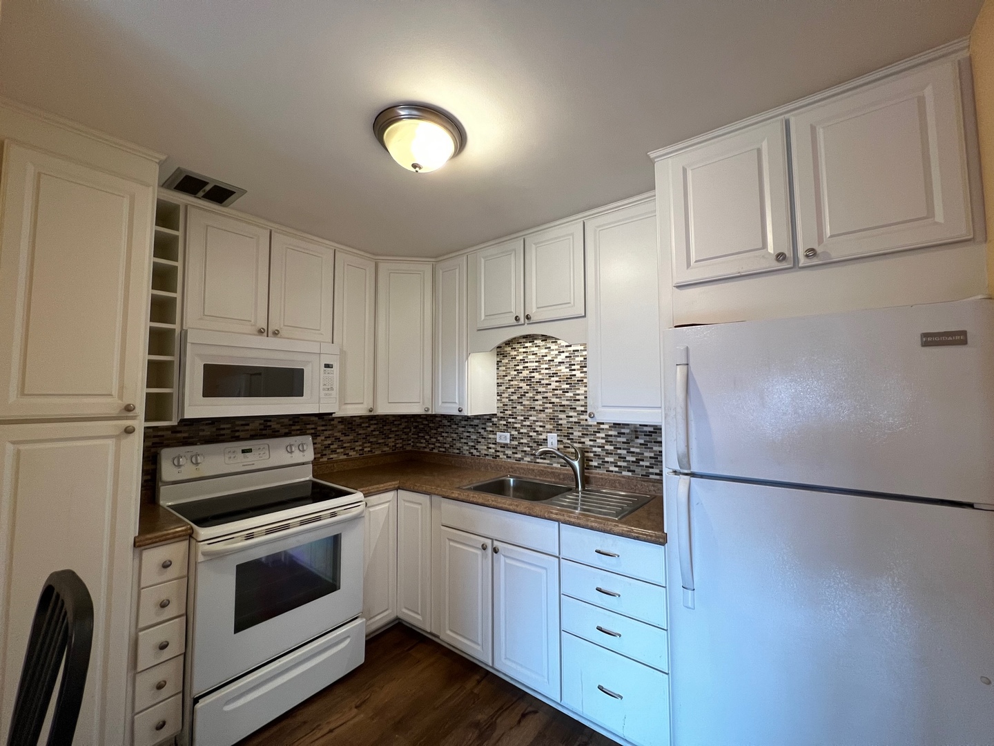 607 W Wrightwood Avenue Unit: 505