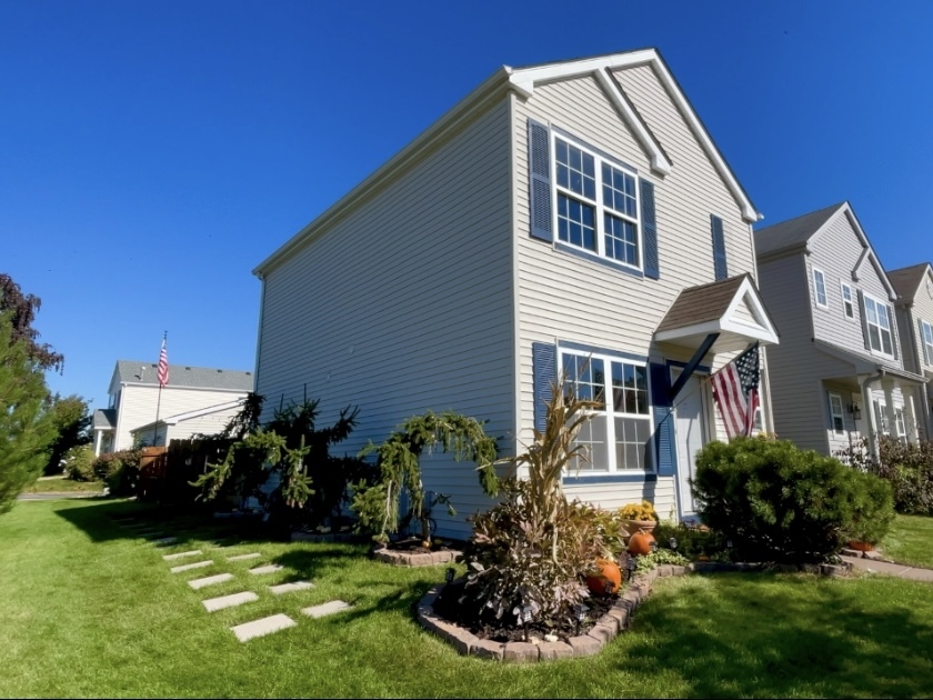 3090 Talon Circle