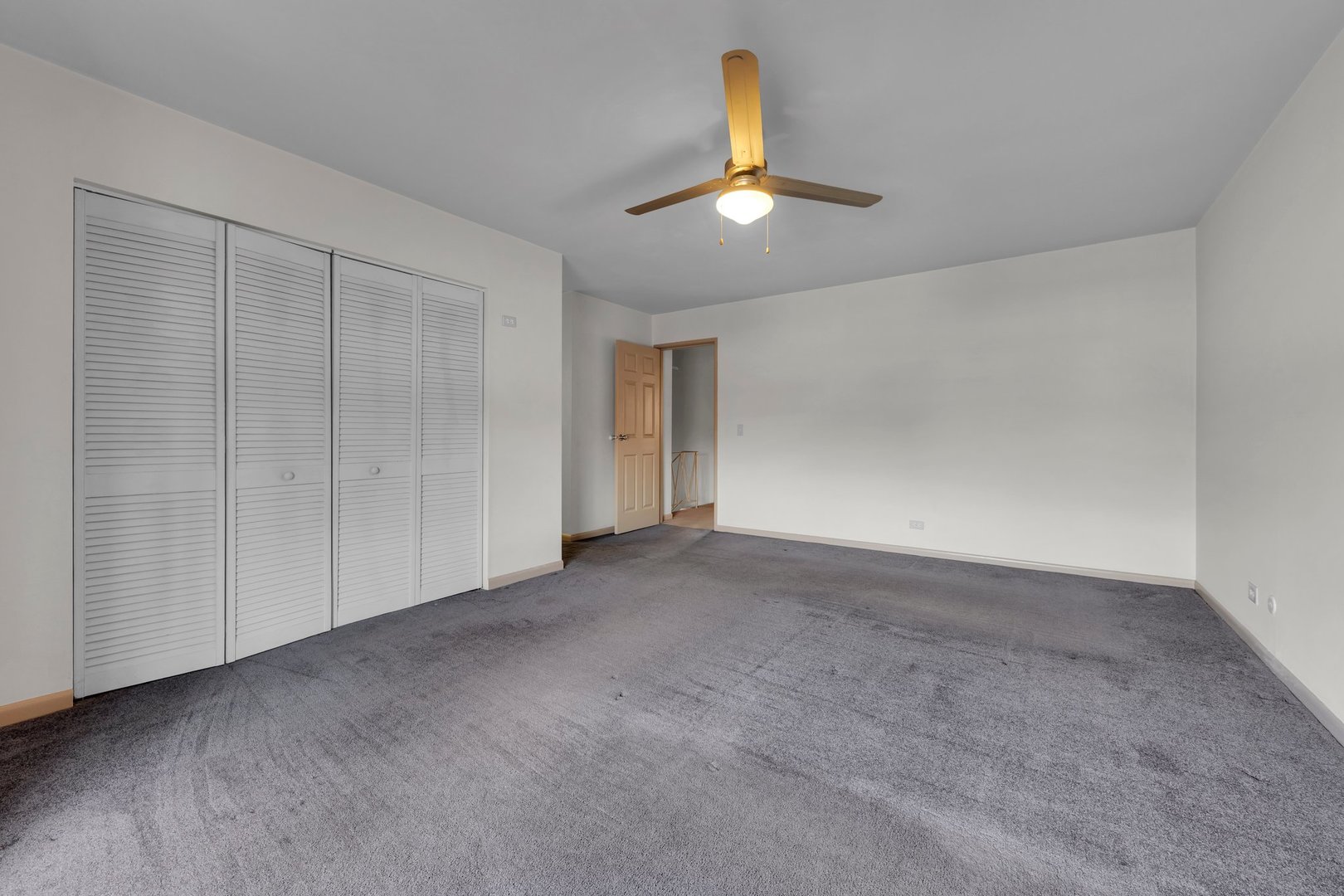 216 Douglass Way