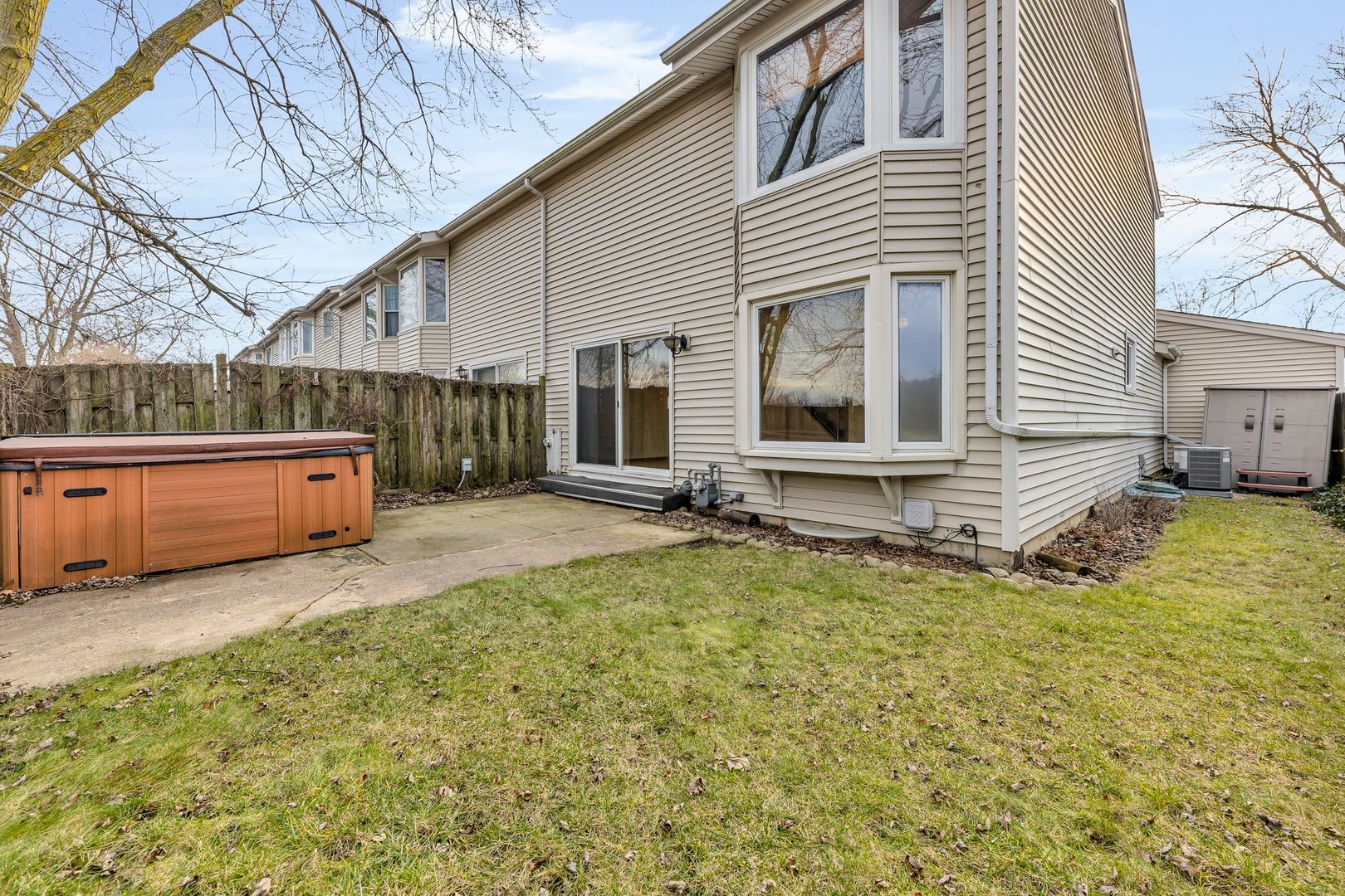 216 Douglass Way