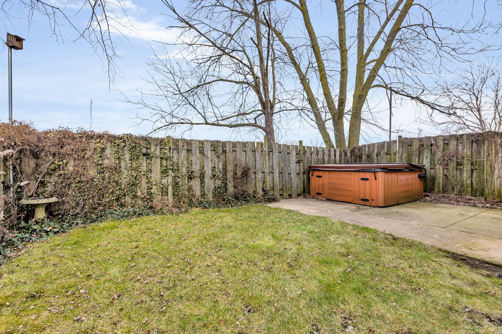 216 Douglass Way