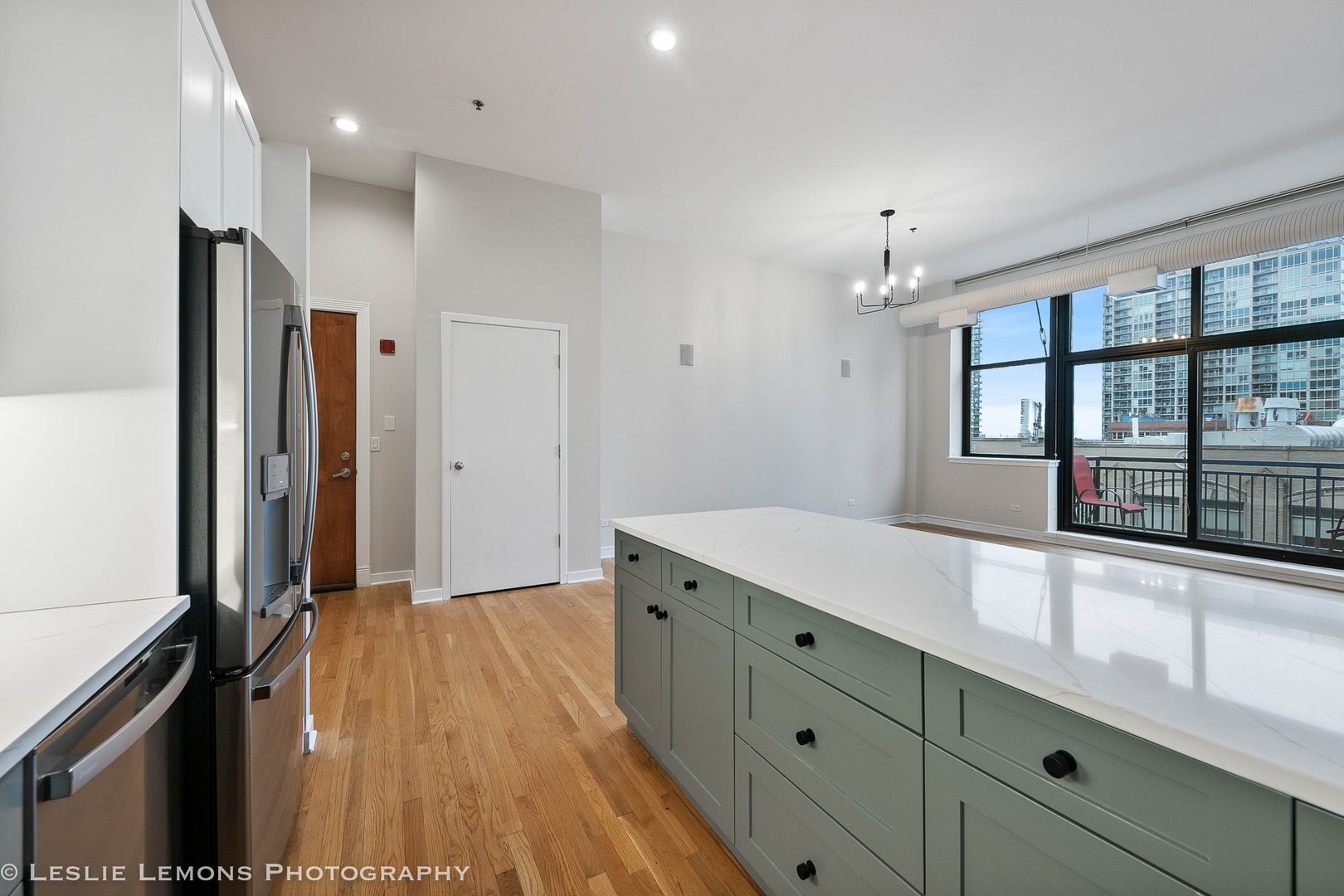 547 S CLARK Street Unit: 1101