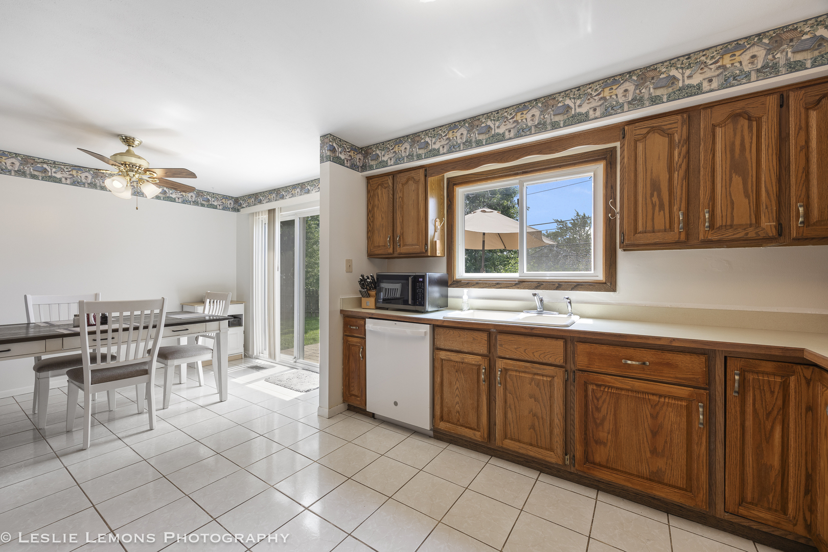 2121 W Weathersfield Way