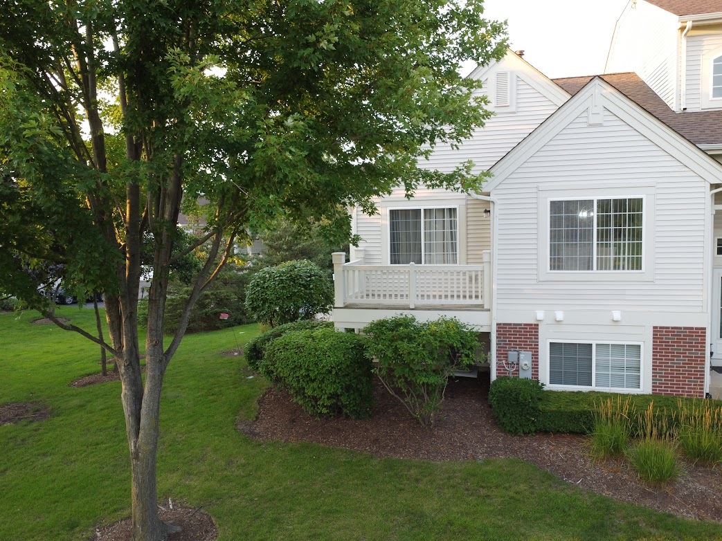 2410 Daybreak Court