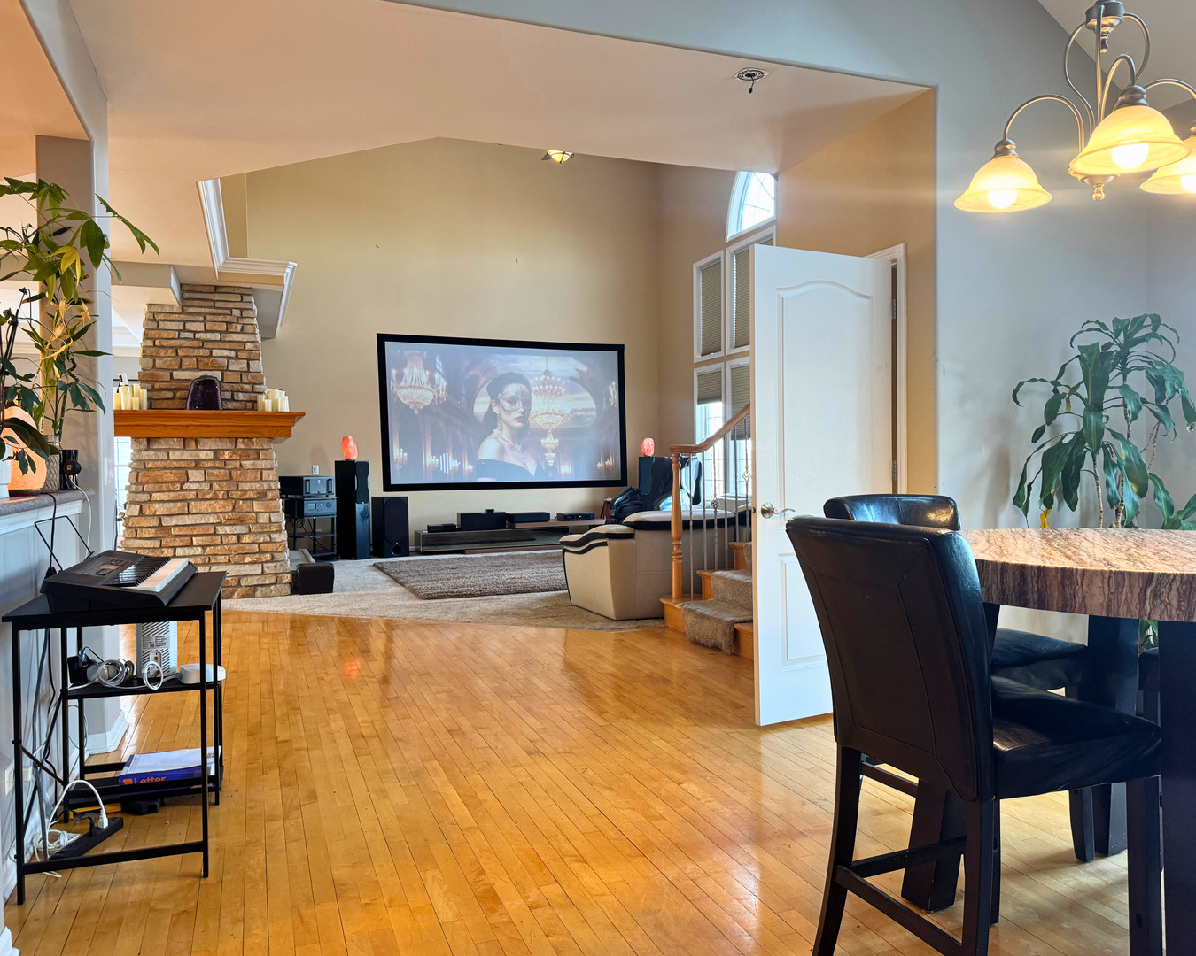 3805 Gladstone Drive