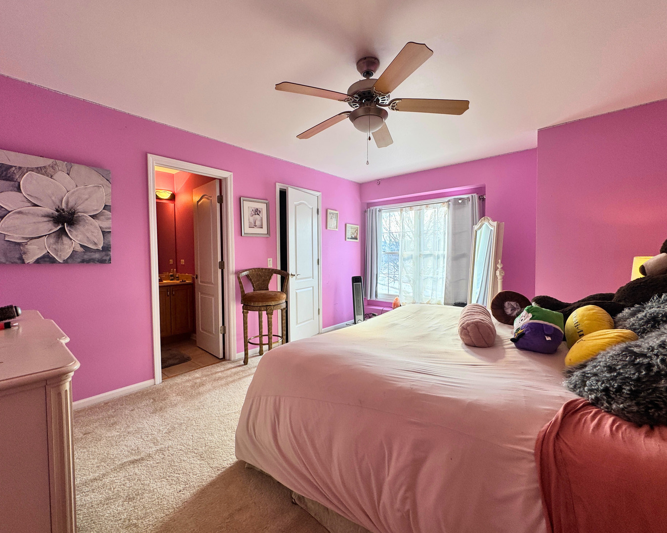 3805 Gladstone Drive