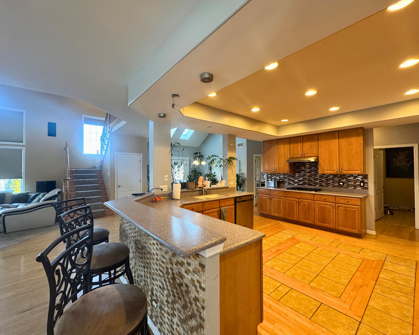 3805 Gladstone Drive