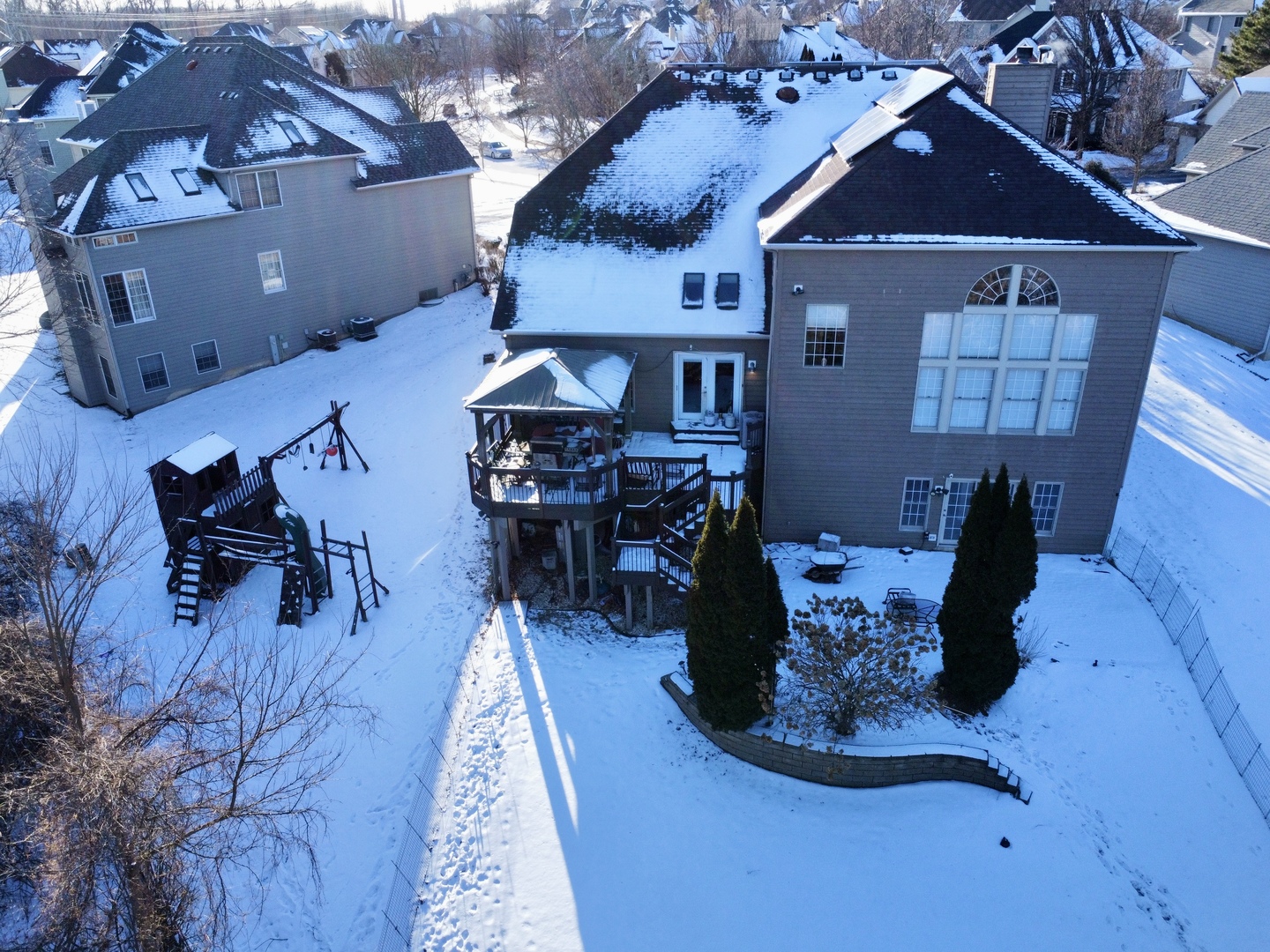 3805 Gladstone Drive