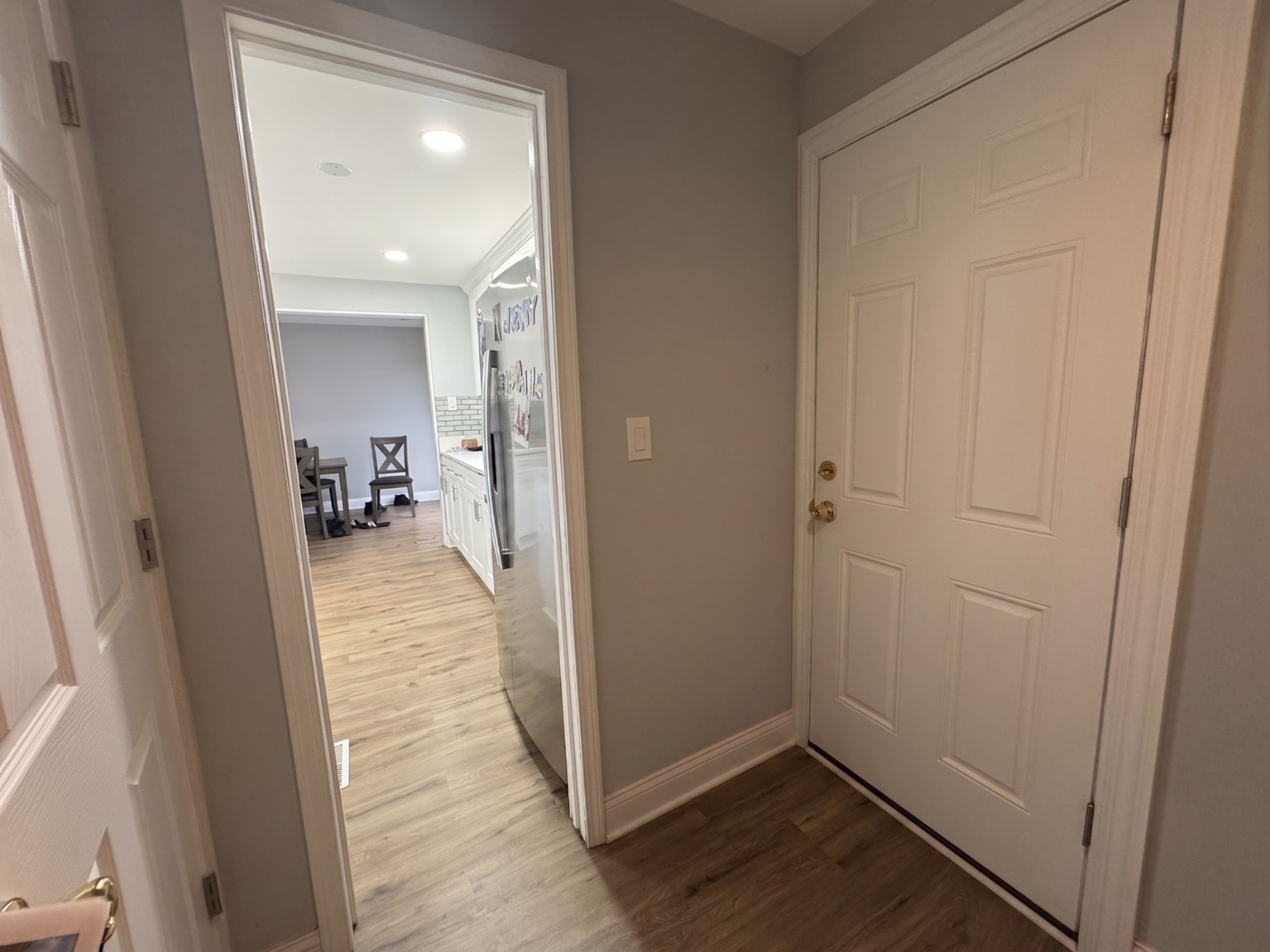 5711 W 87TH Place