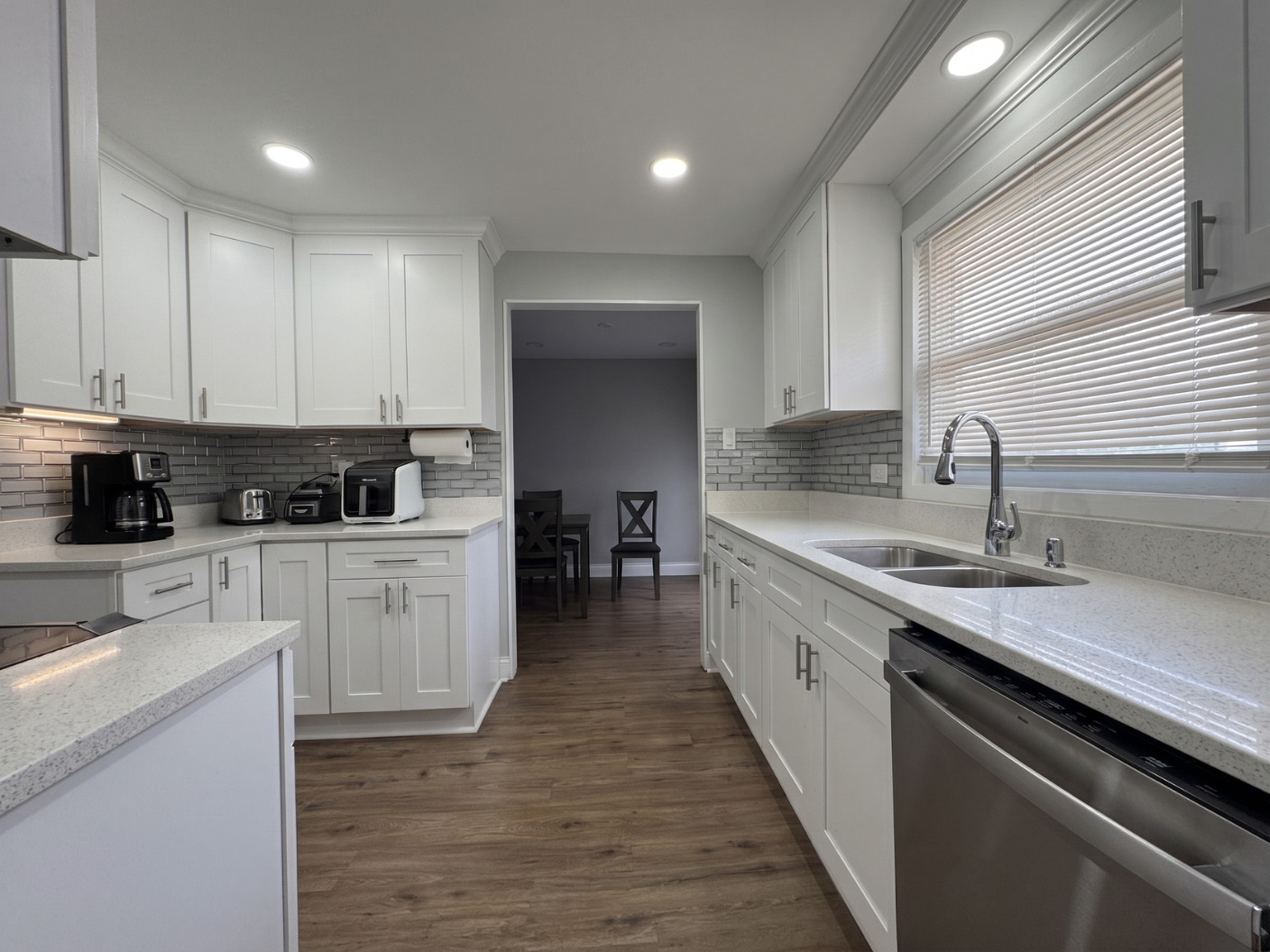 5711 W 87TH Place