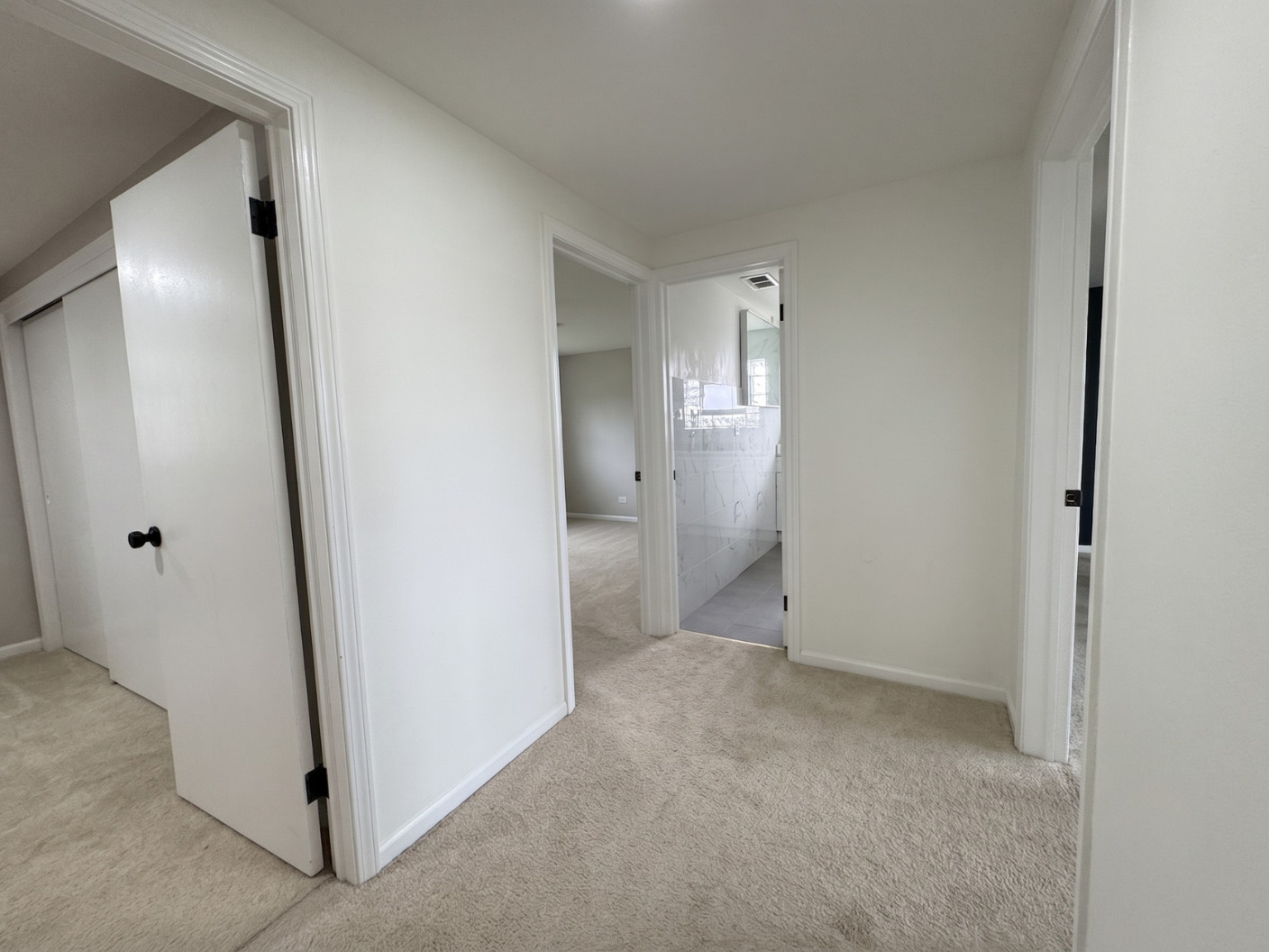 5711 W 87TH Place