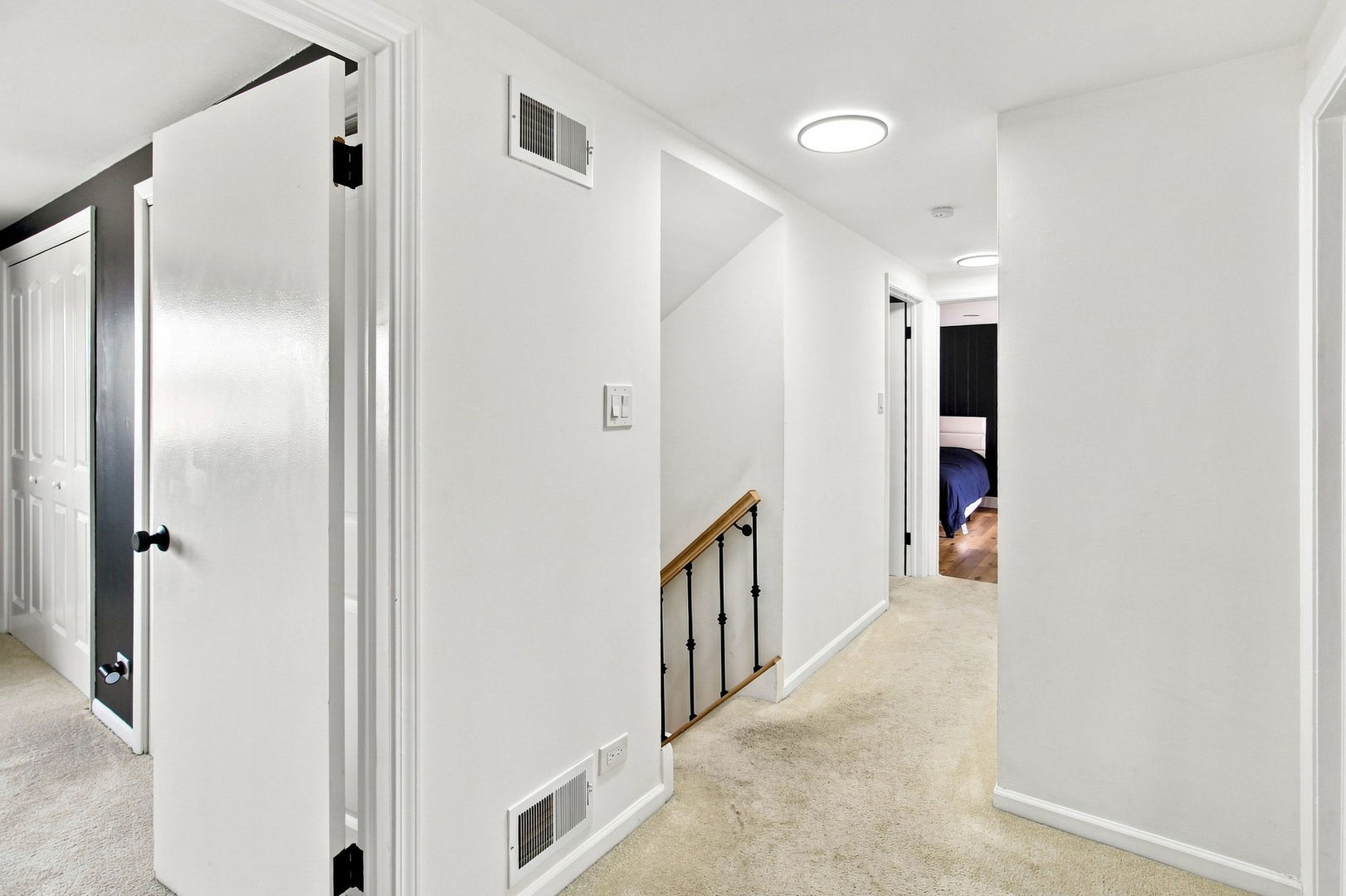 5711 W 87TH Place