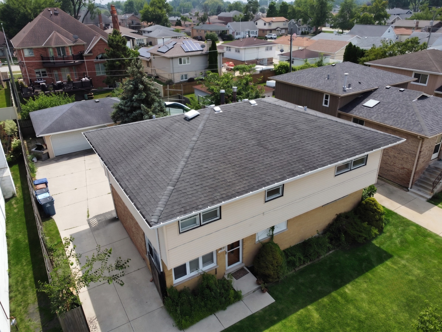 5711 W 87TH Place