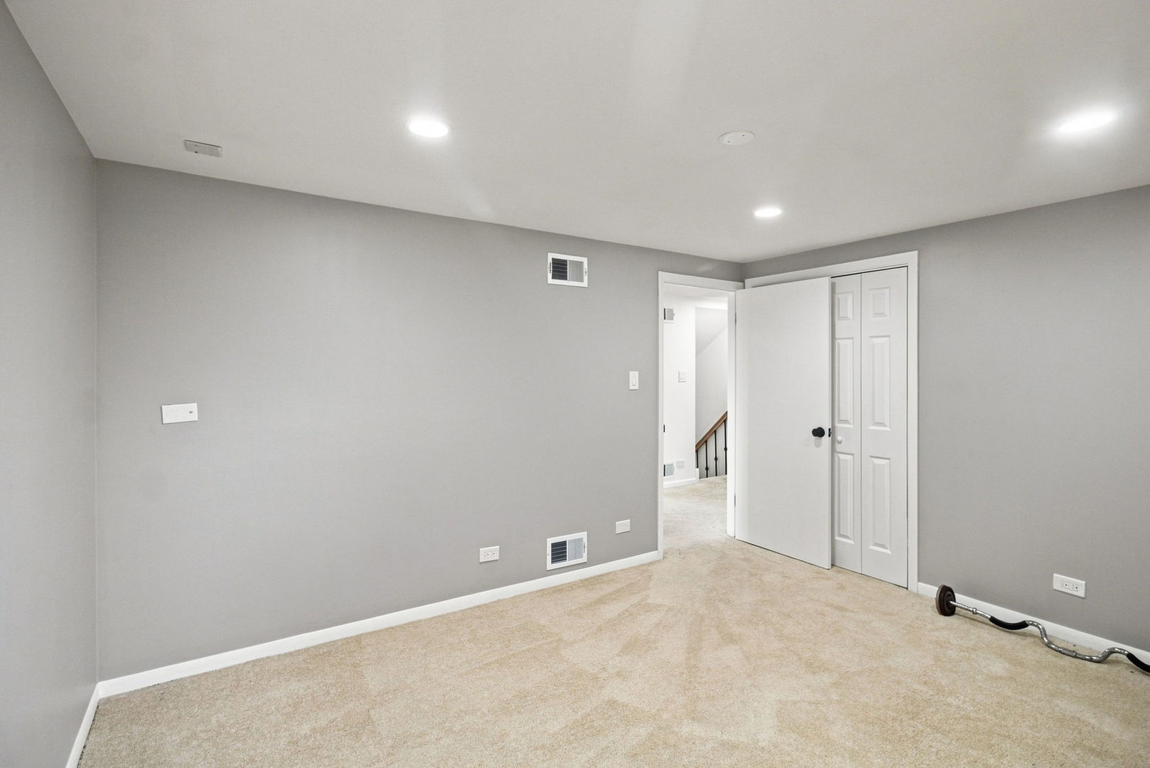 5711 W 87TH Place