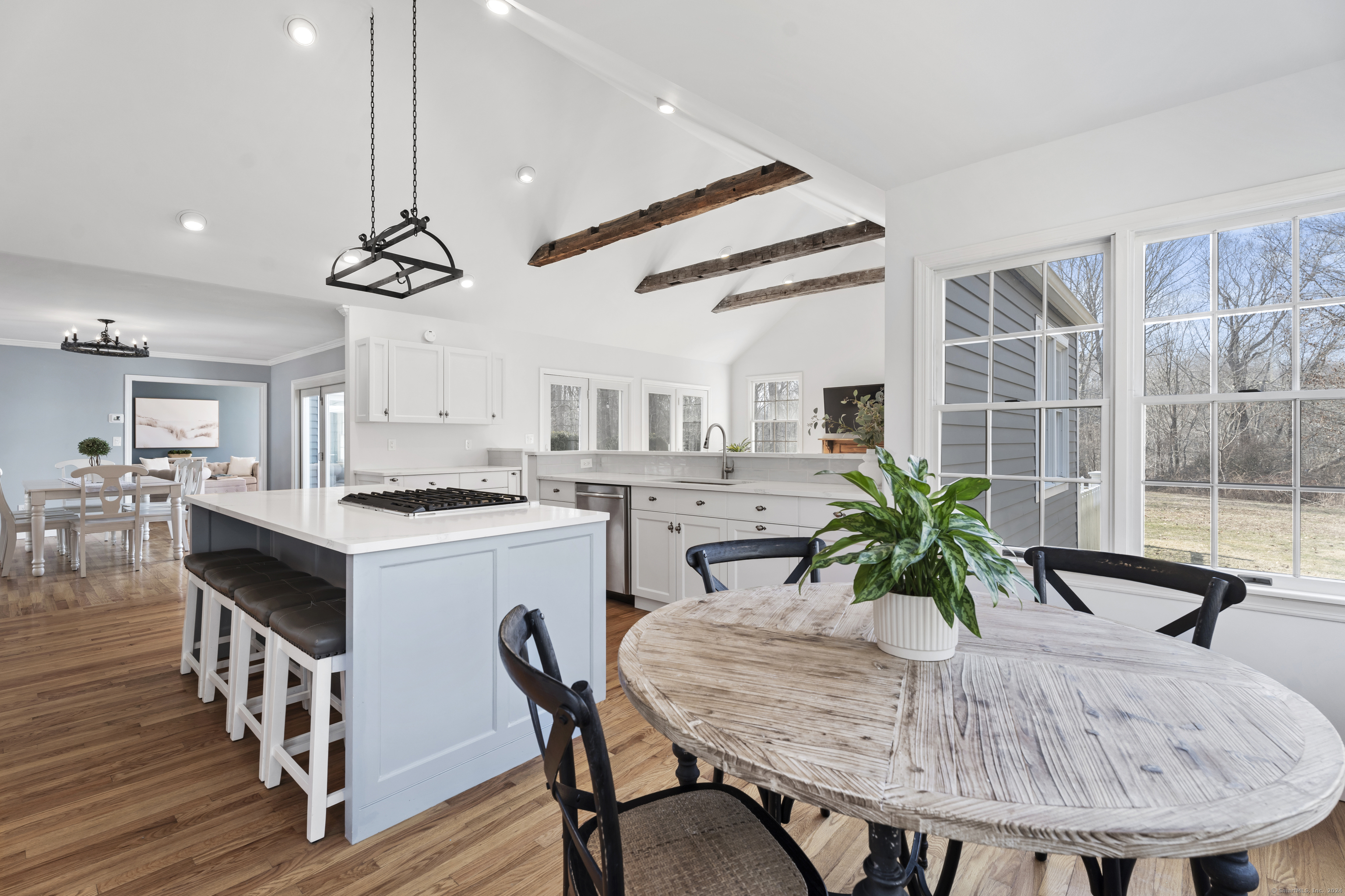 40 Burr Road