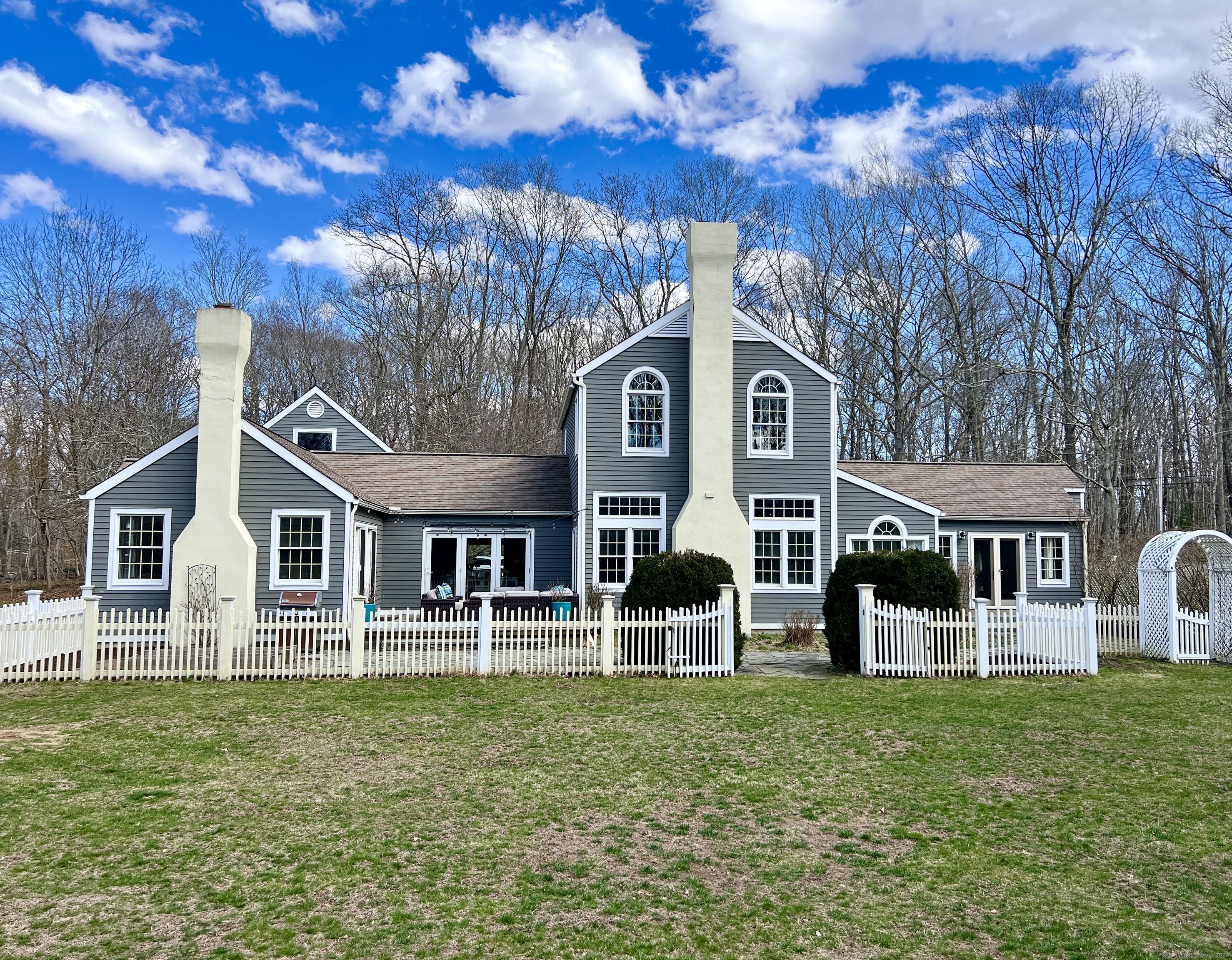 40 Burr Road