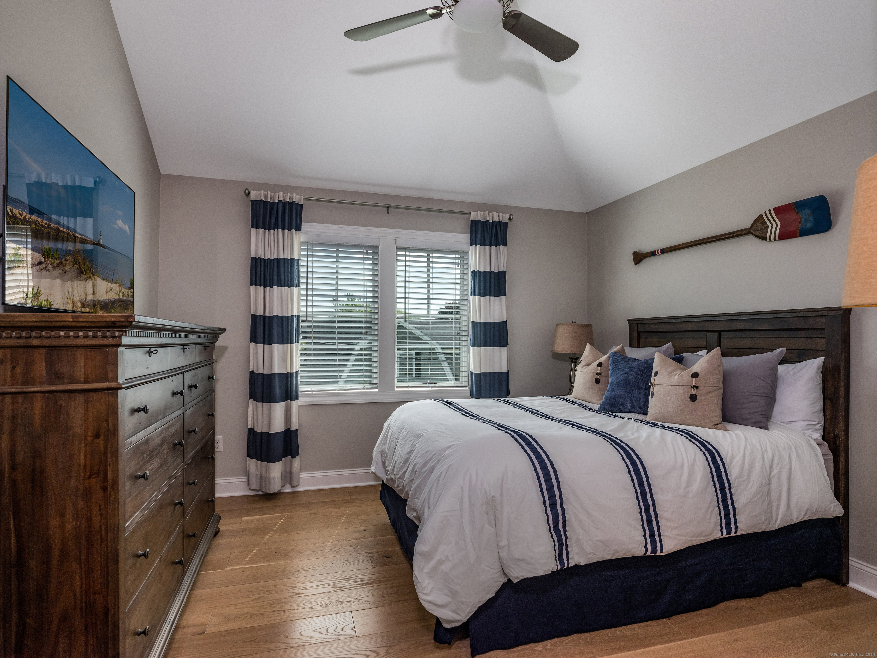 2 Cottage Road