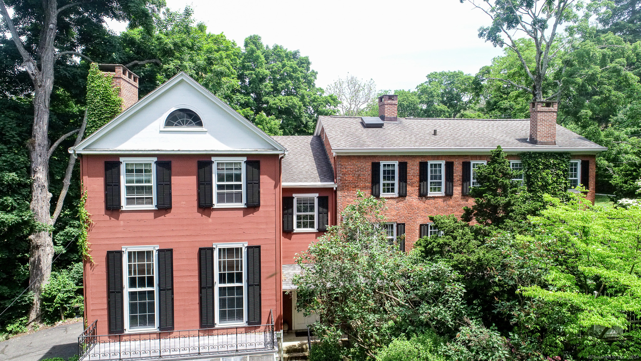 122 Main Street