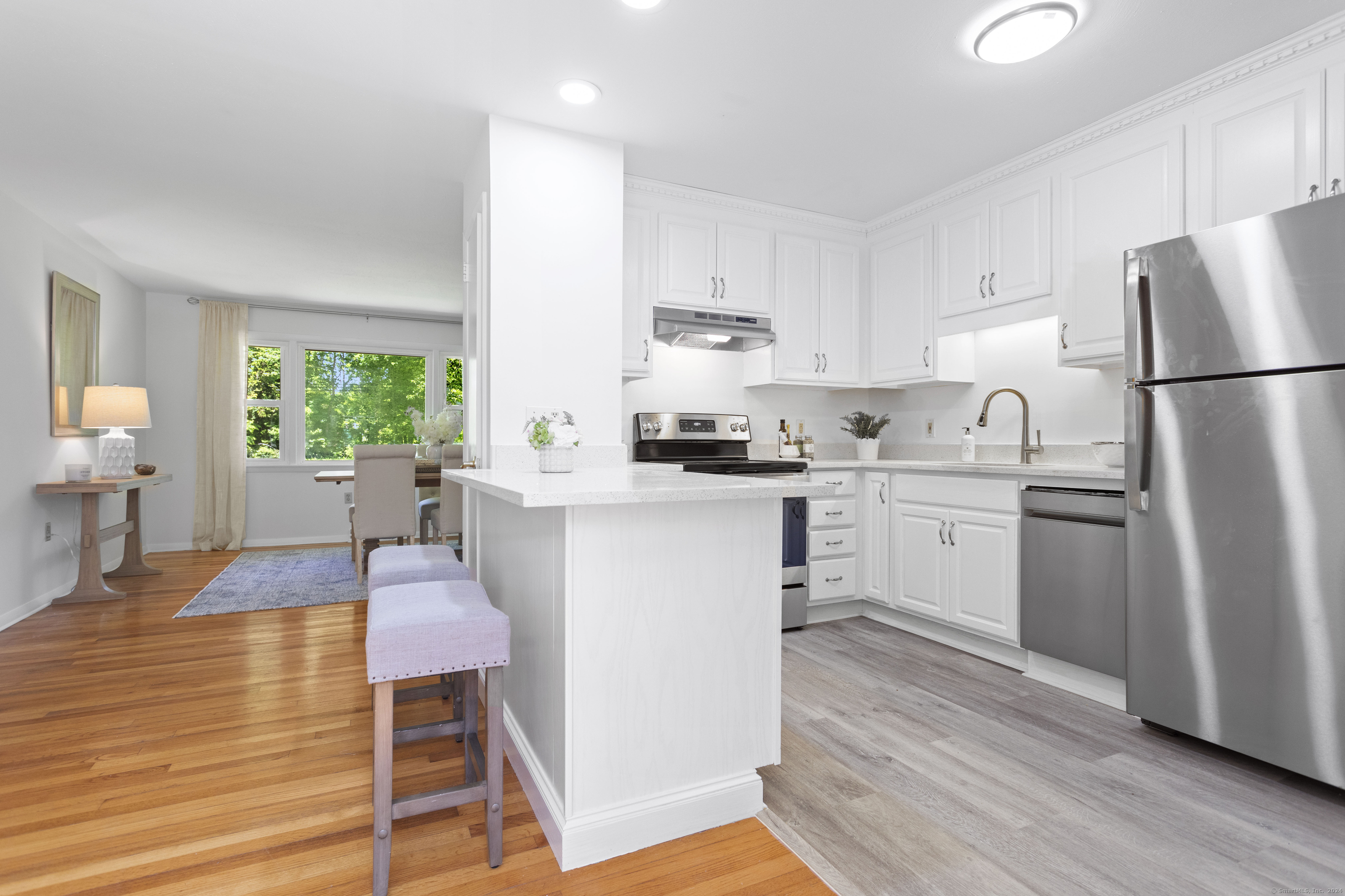 17 Boston Post Road