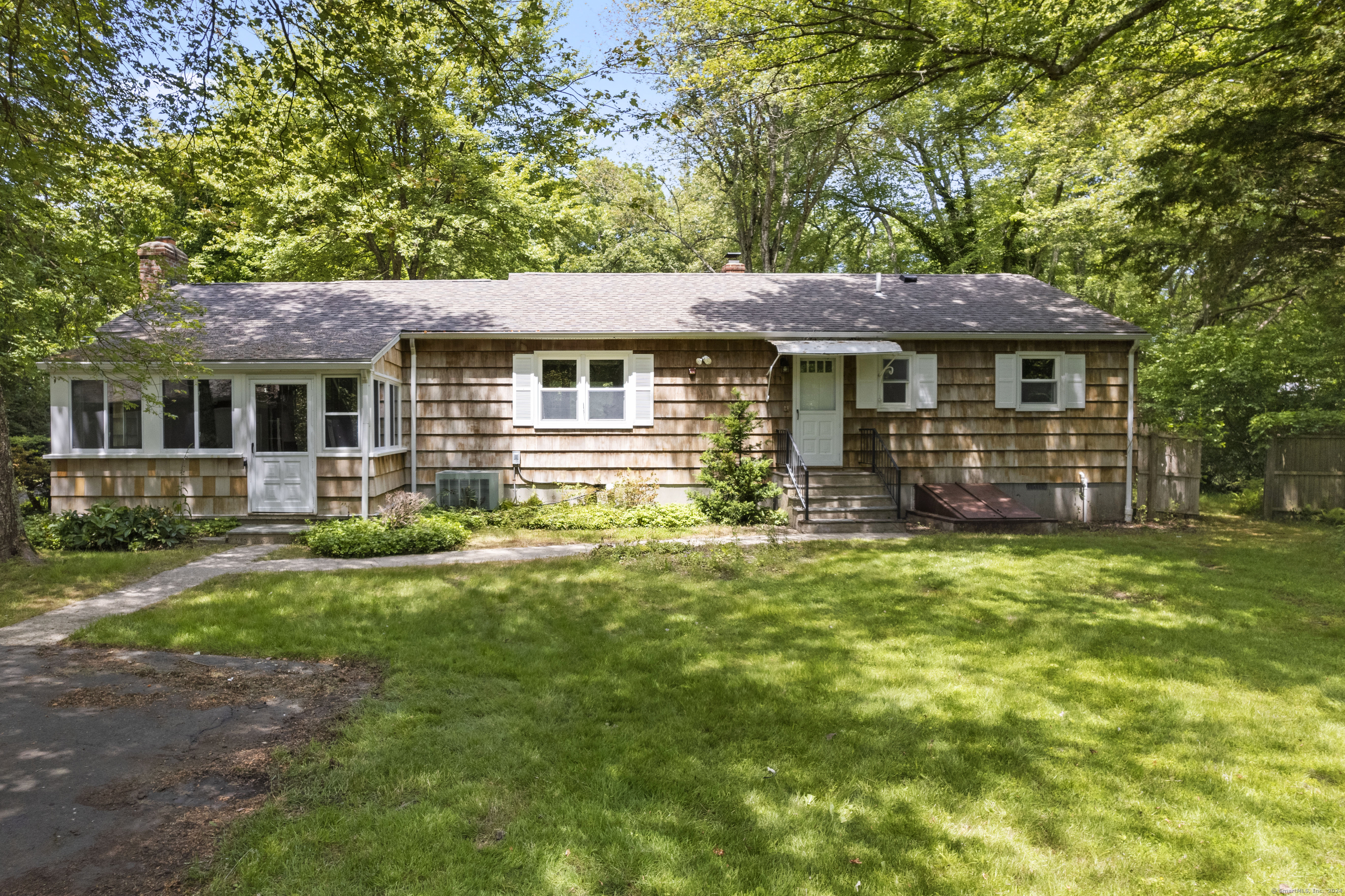 17 Boston Post Road