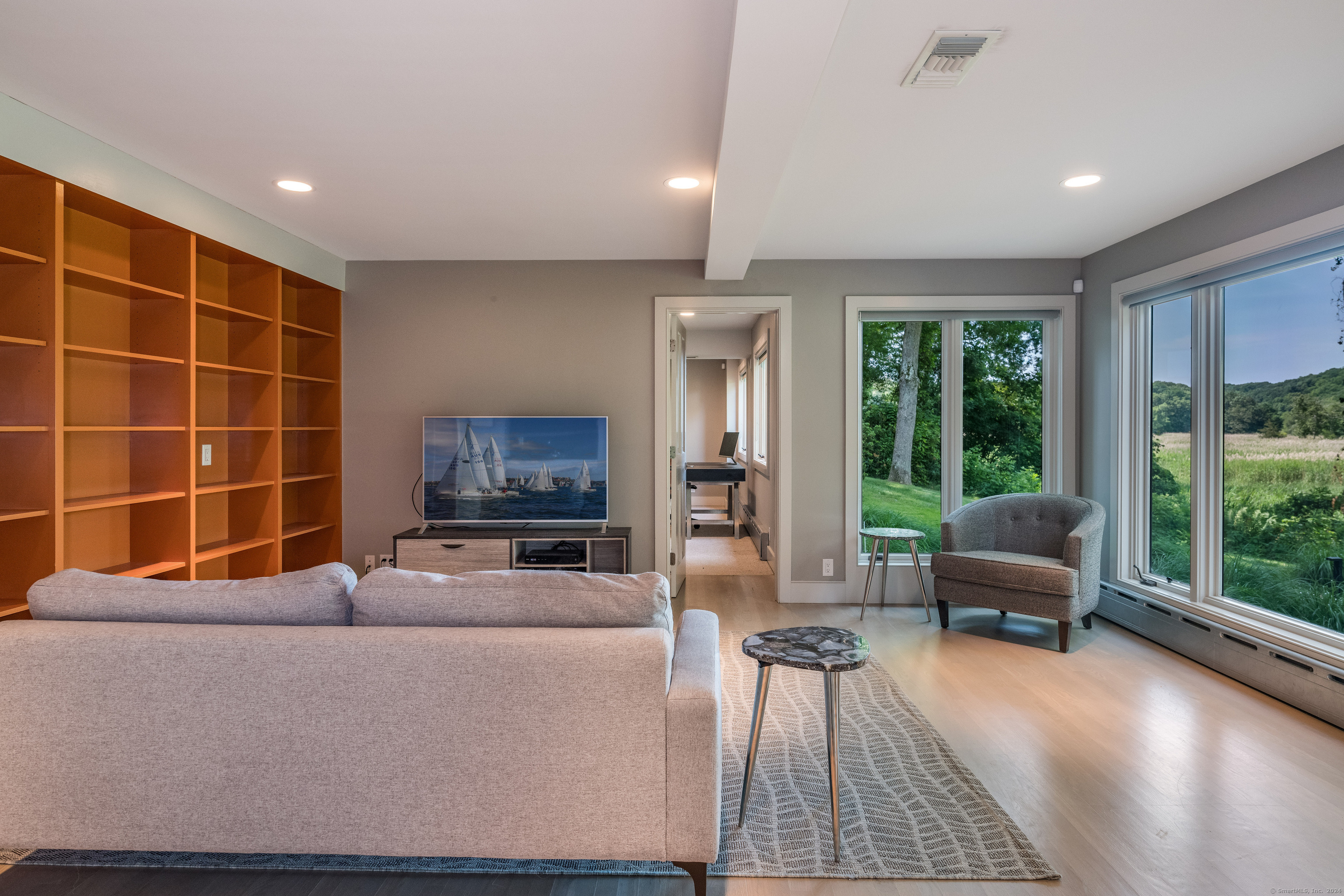 14 Longacre Lane