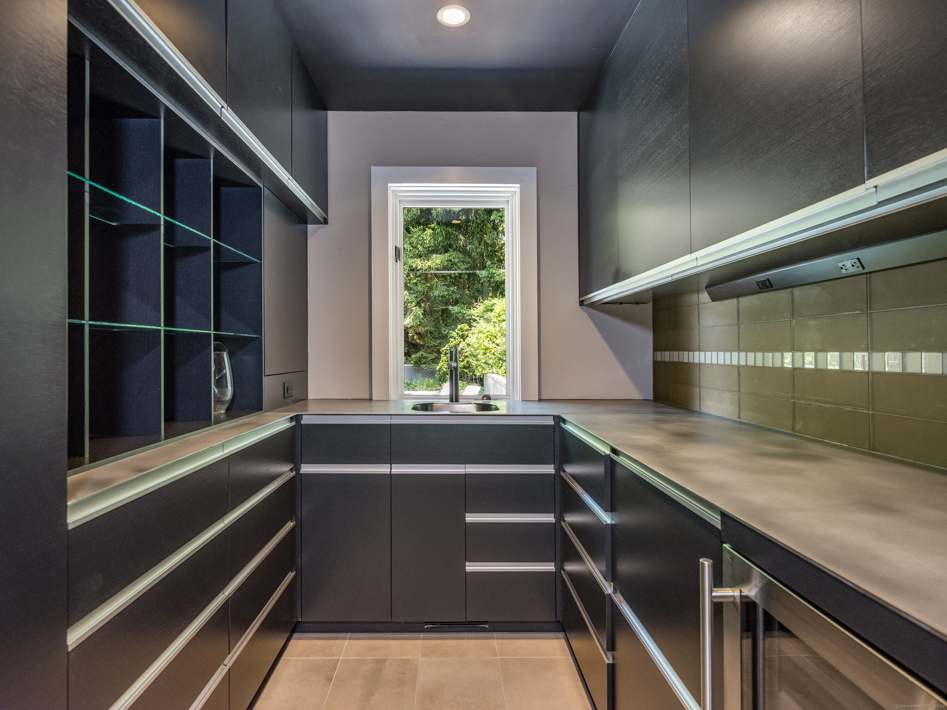 14 Longacre Lane