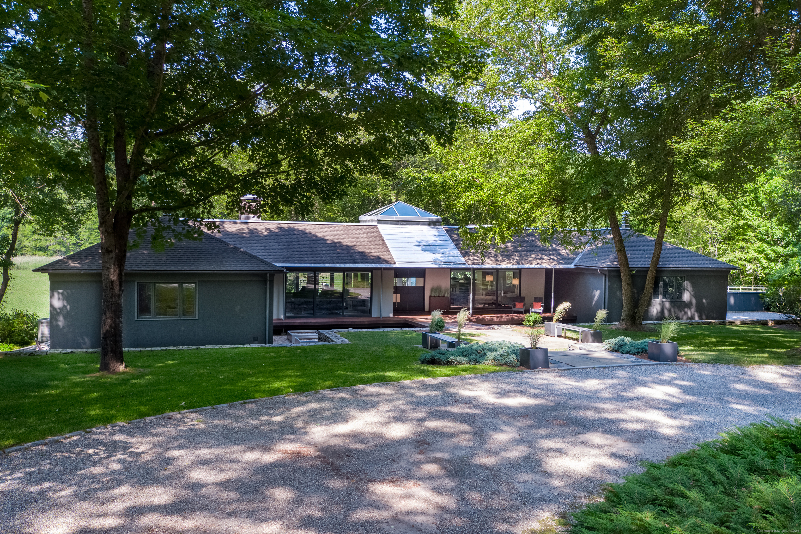 14 Longacre Lane