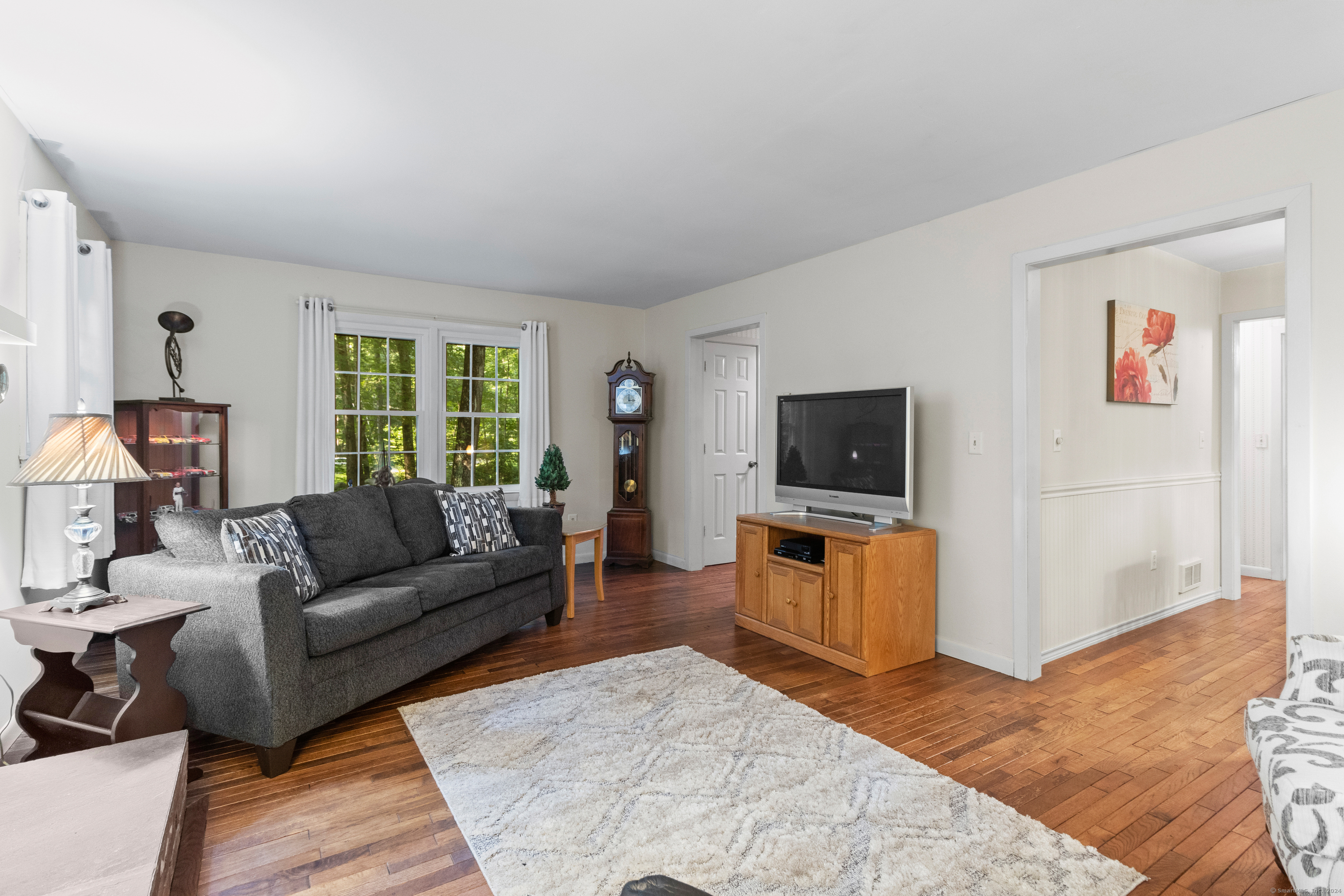 8 Briar Hill Drive
